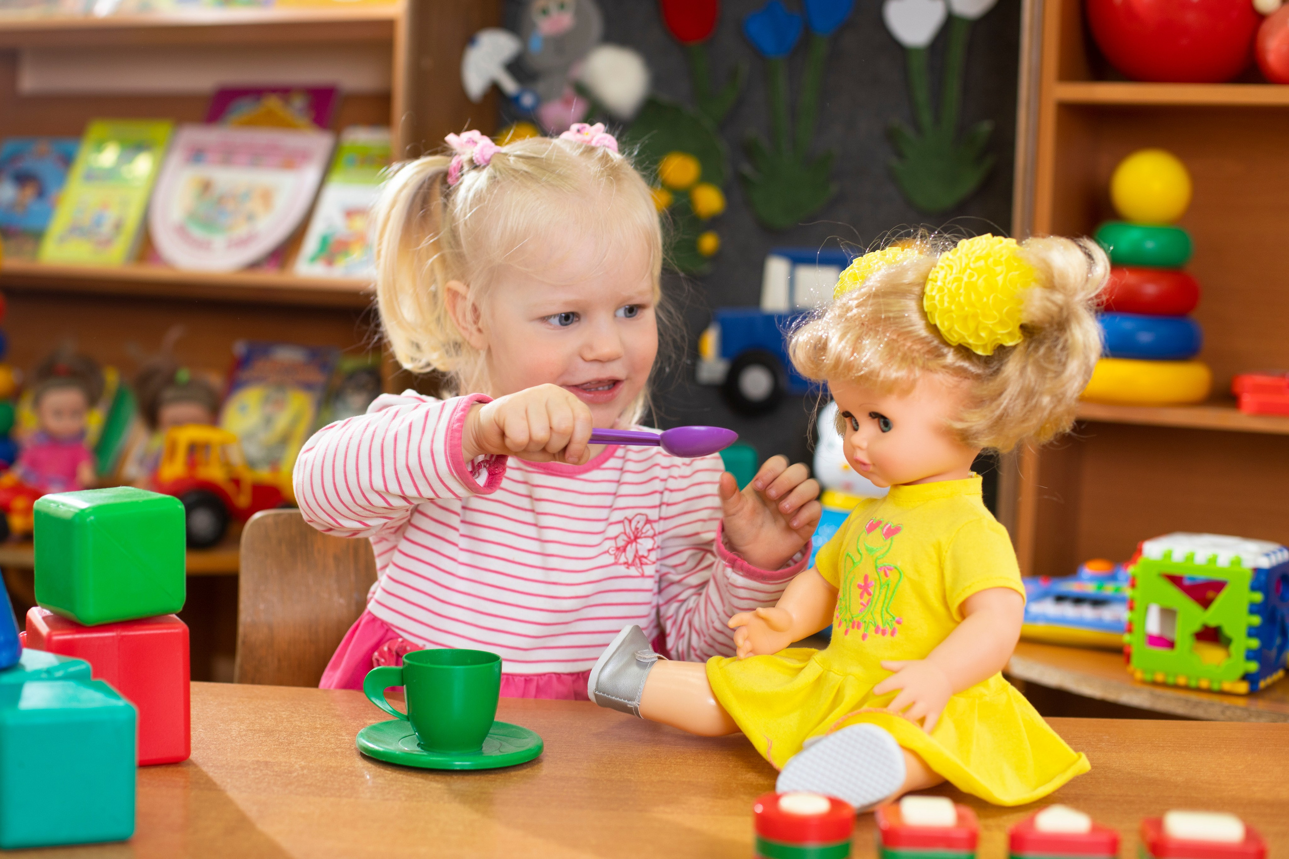 Один день в детском саду. ВЫПУСКНЫЕ АЛЬБОМЫ для детского сада и школы Санкт-Петербург и Лен. область
