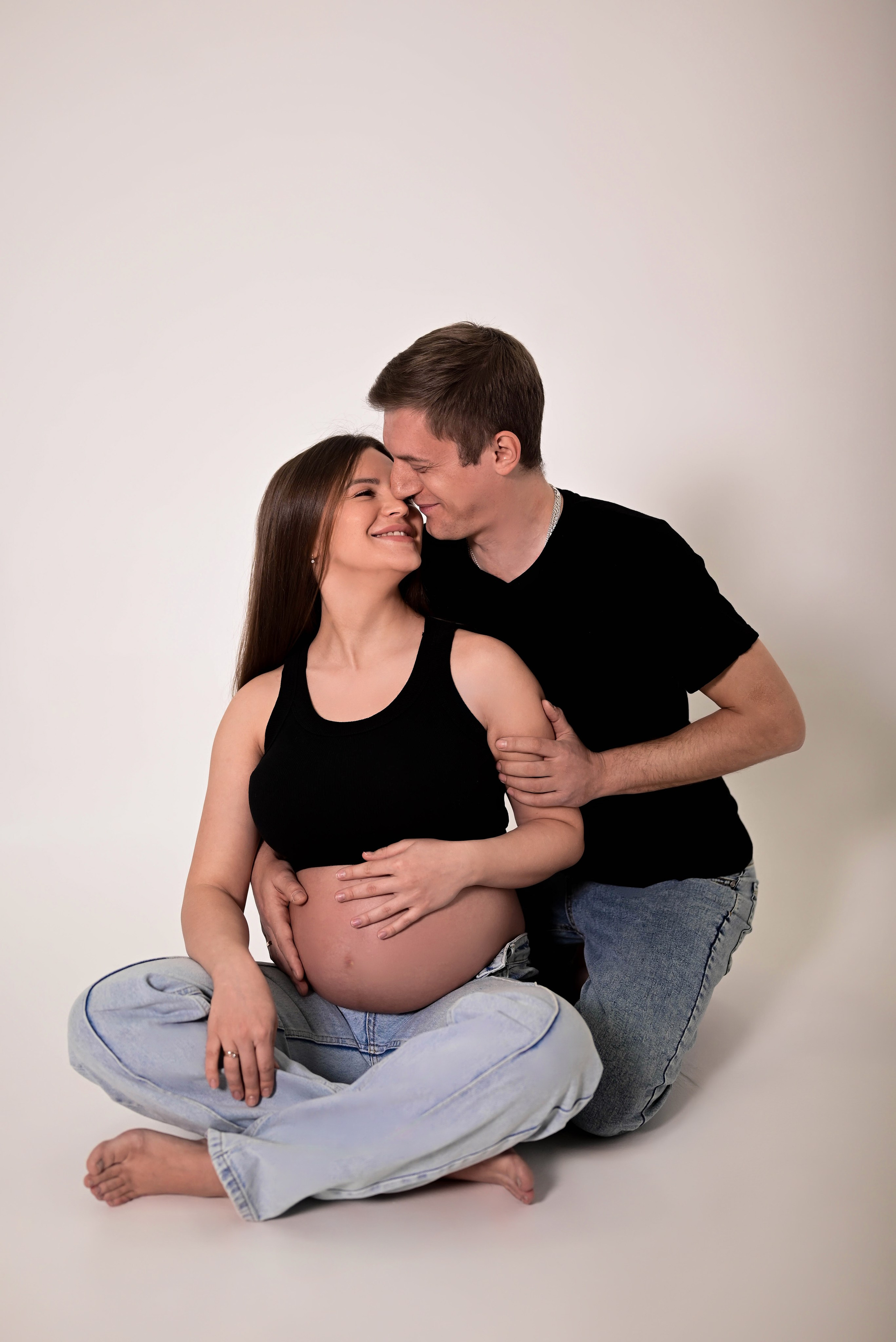 Беременность. Фотостудия Зефир. Фотосессии в студии под ключ. Москва. Семейные и детские фотосессии