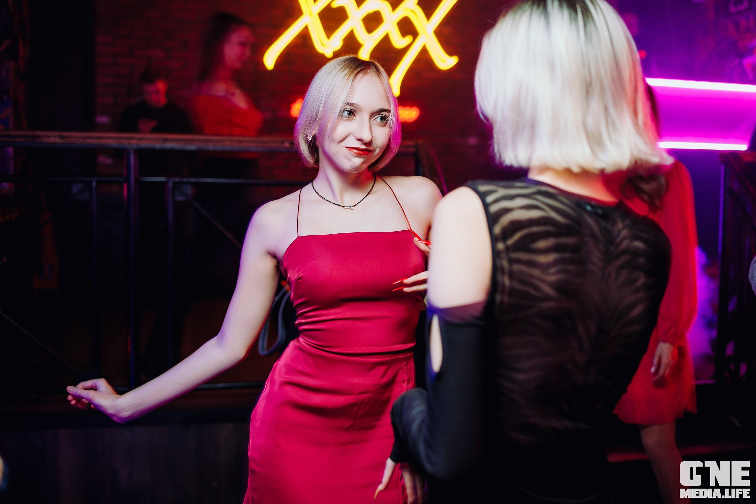Фоторепортаж из бара XxxX. One Media Life: фоторепортажи, фотоотчеты с мероприятий и заведений