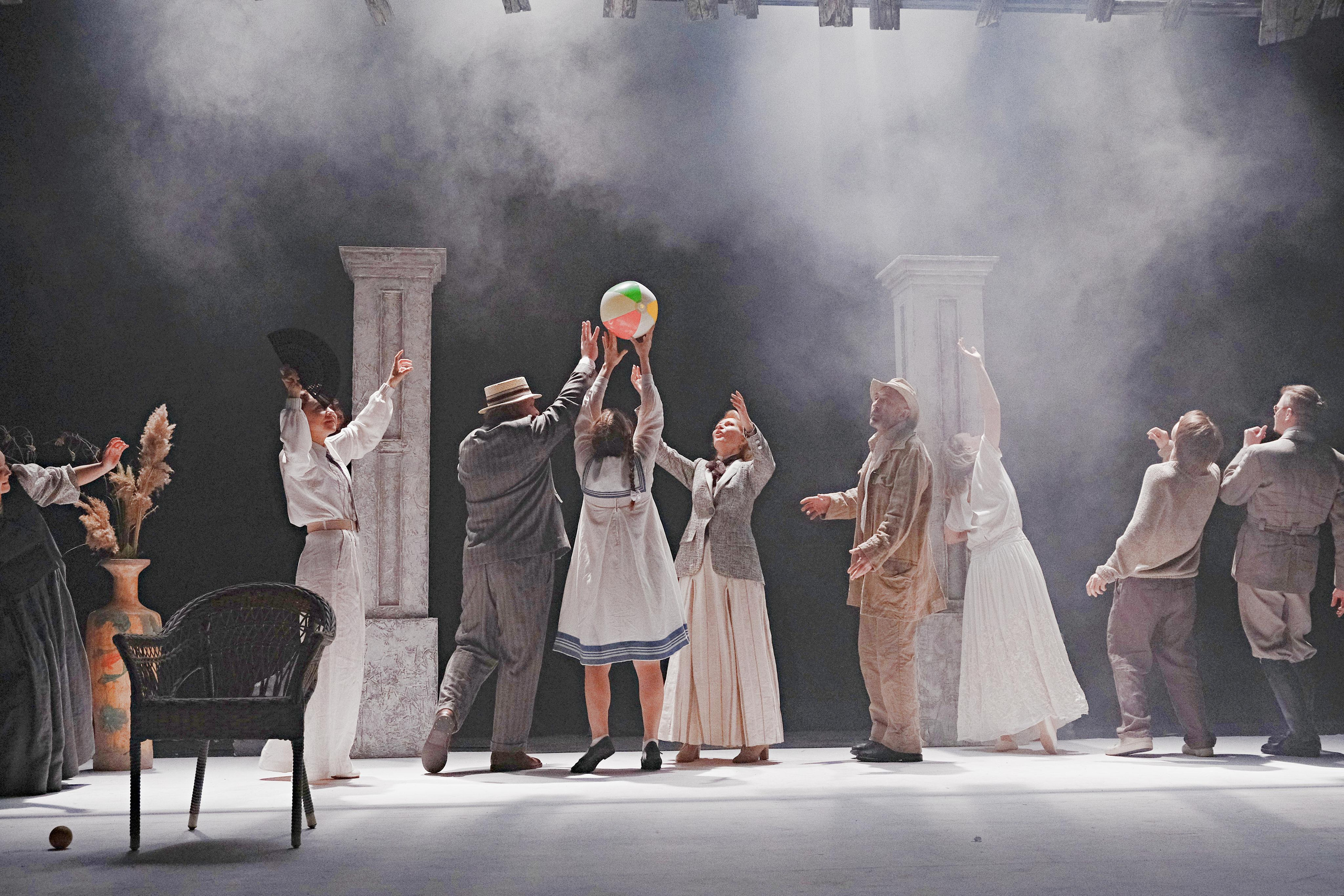 «МЕСЯЦ В ДЕРЕВНЕ». Московский Театр Луны. Москва, улицы, театр и артисты, друзья и мир фото Владимир Кашицин