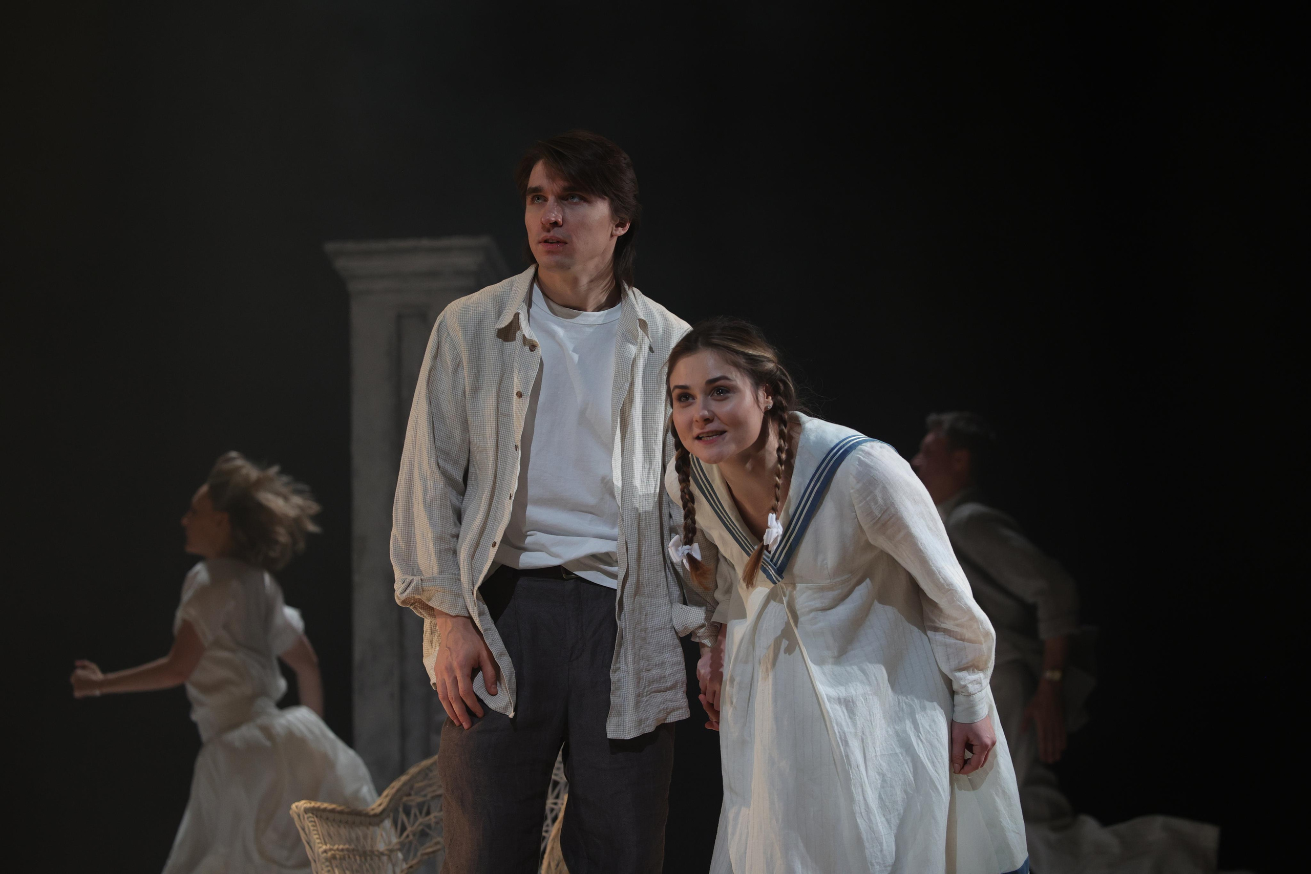 «МЕСЯЦ В ДЕРЕВНЕ». Московский Театр Луны. Москва, улицы, театр и артисты, друзья и мир фото Владимир Кашицин