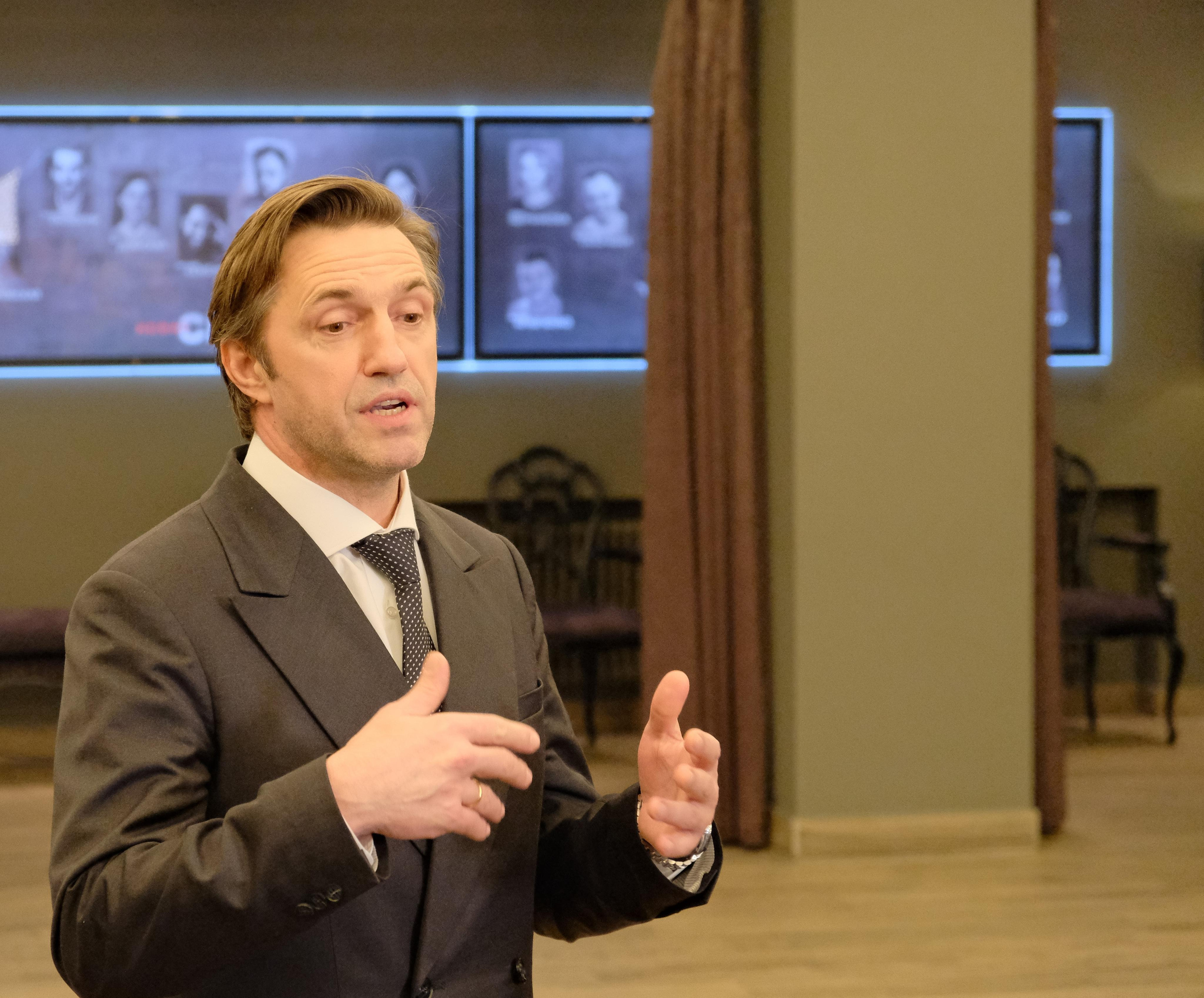 «ФЕЛЛИНИ. 8 ½» Театр Вахтангова, Новая сцена. Москва, улицы, театр и артисты, друзья и мир фото Владимир Кашицин