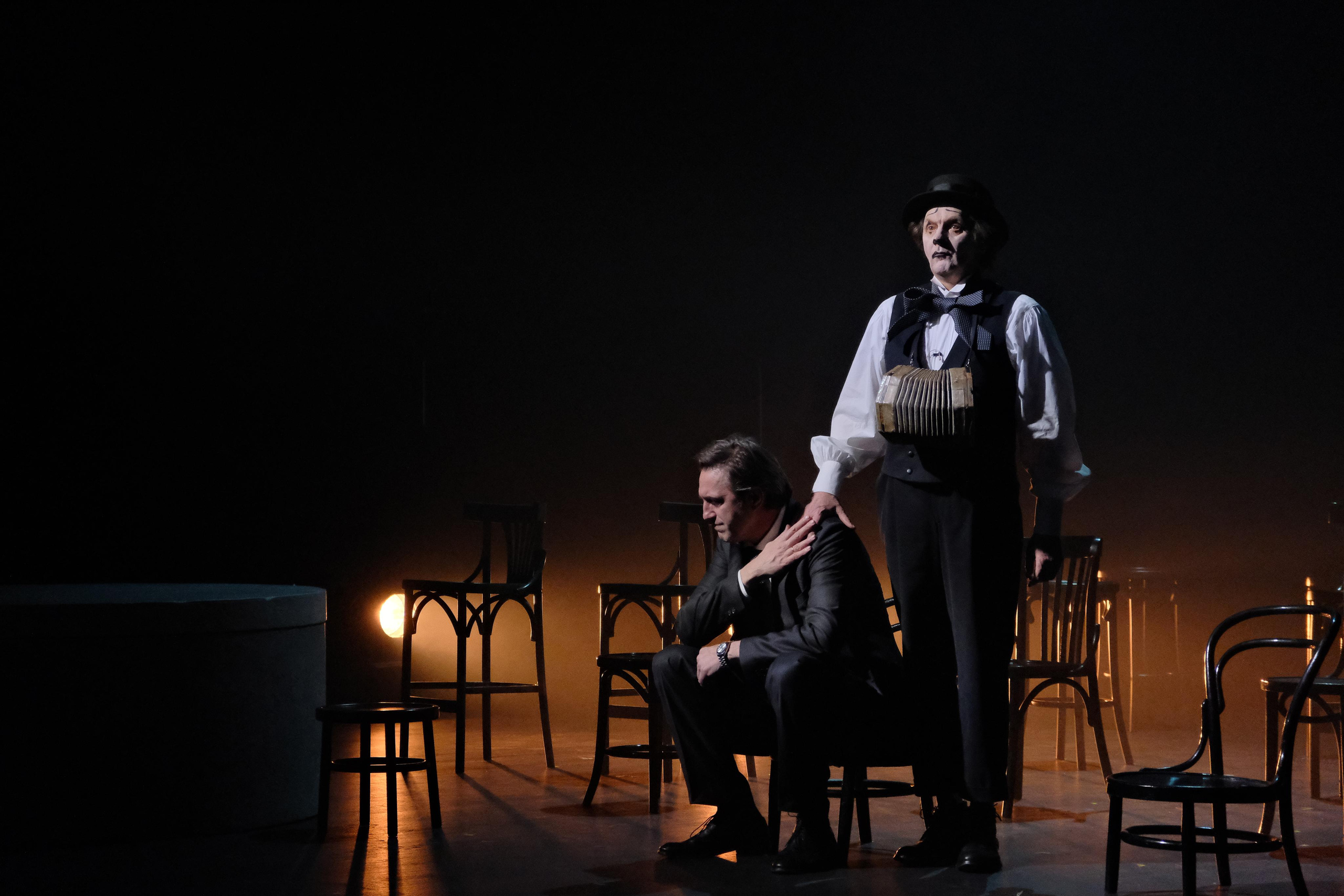 «ФЕЛЛИНИ. 8 ½» Театр Вахтангова, Новая сцена. Москва, улицы, театр и артисты, друзья и мир фото Владимир Кашицин