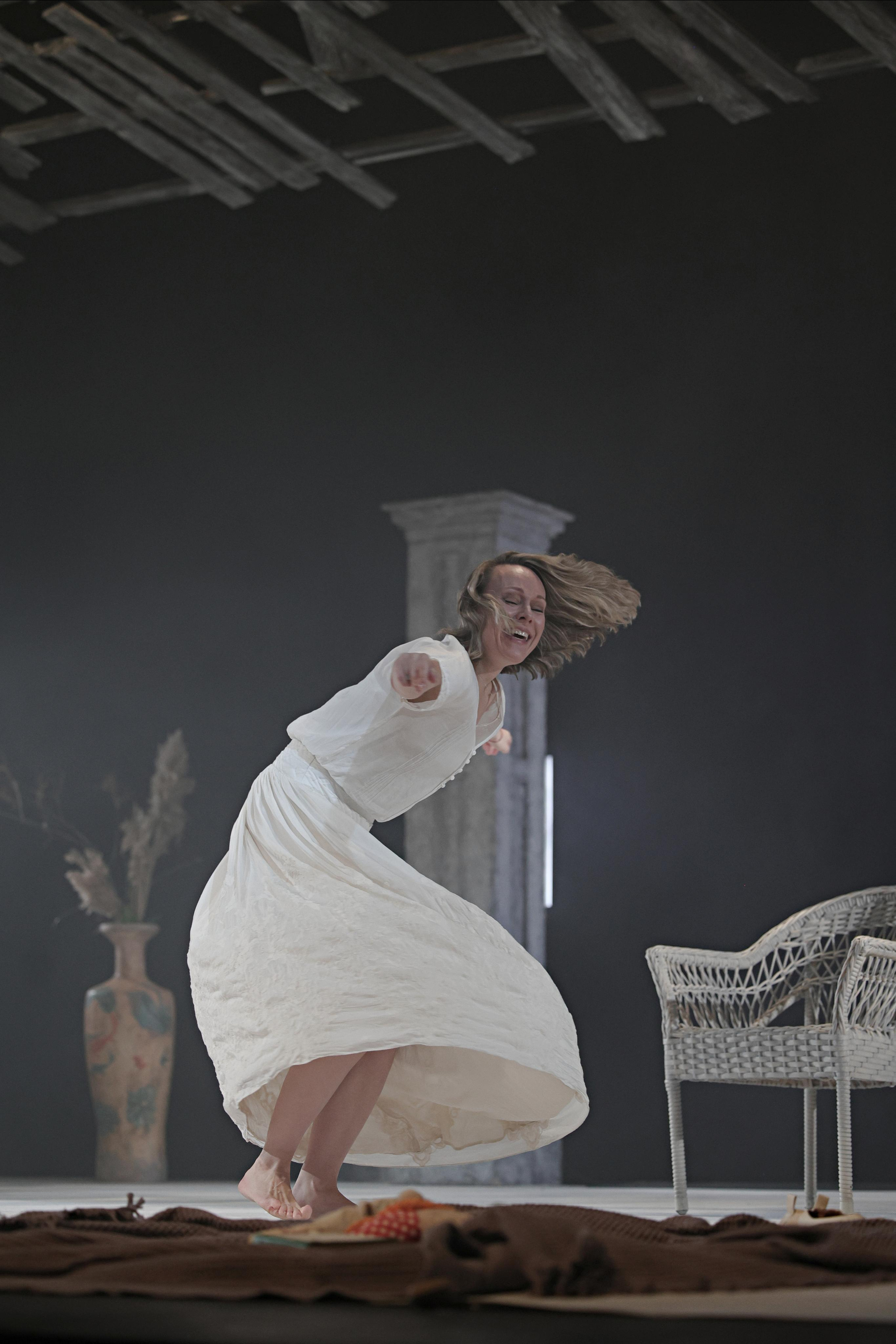 «МЕСЯЦ В ДЕРЕВНЕ». Московский Театр Луны. Москва, улицы, театр и артисты, друзья и мир фото Владимир Кашицин