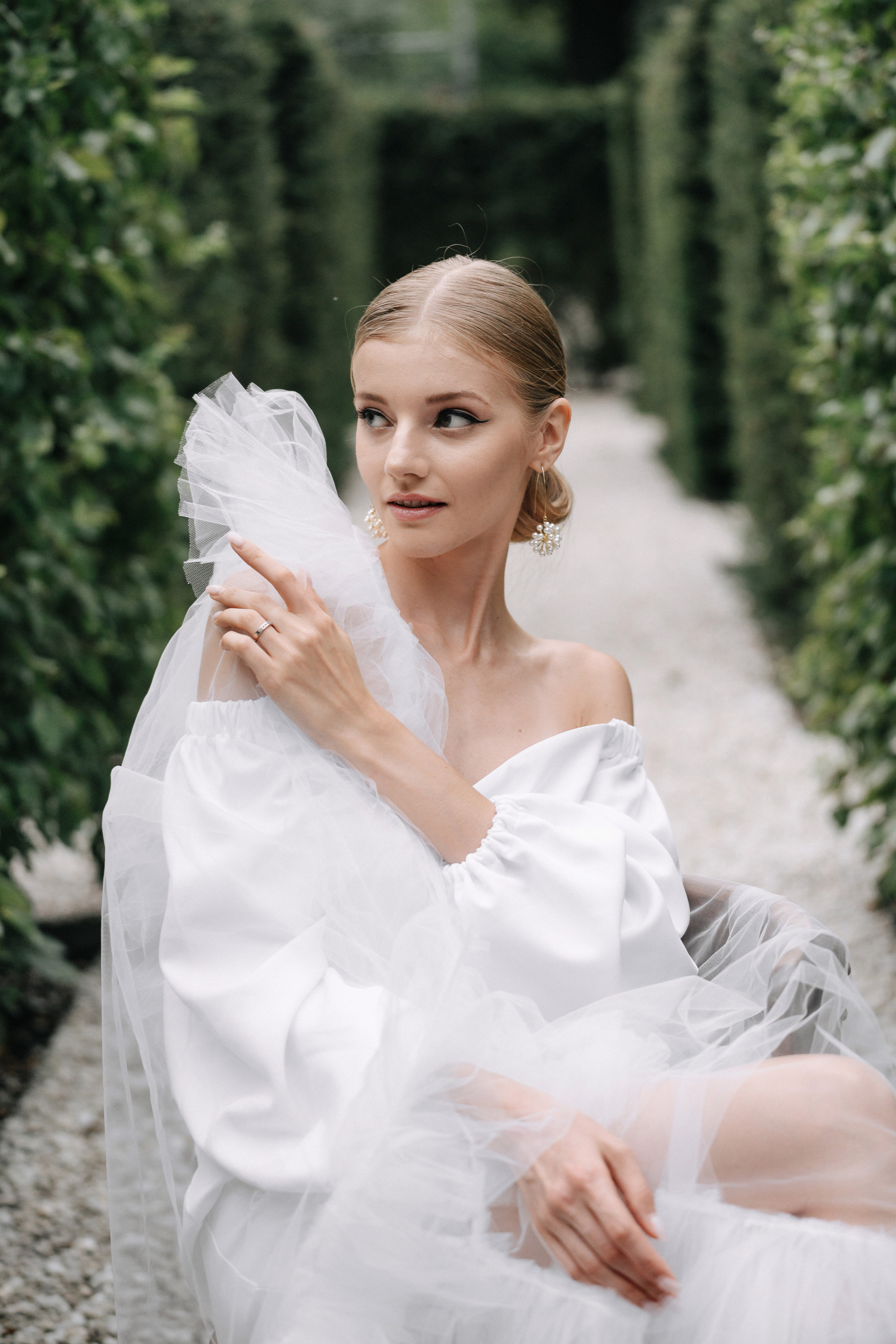 Свадебная фотосессия в лабиринте на ВДНХ