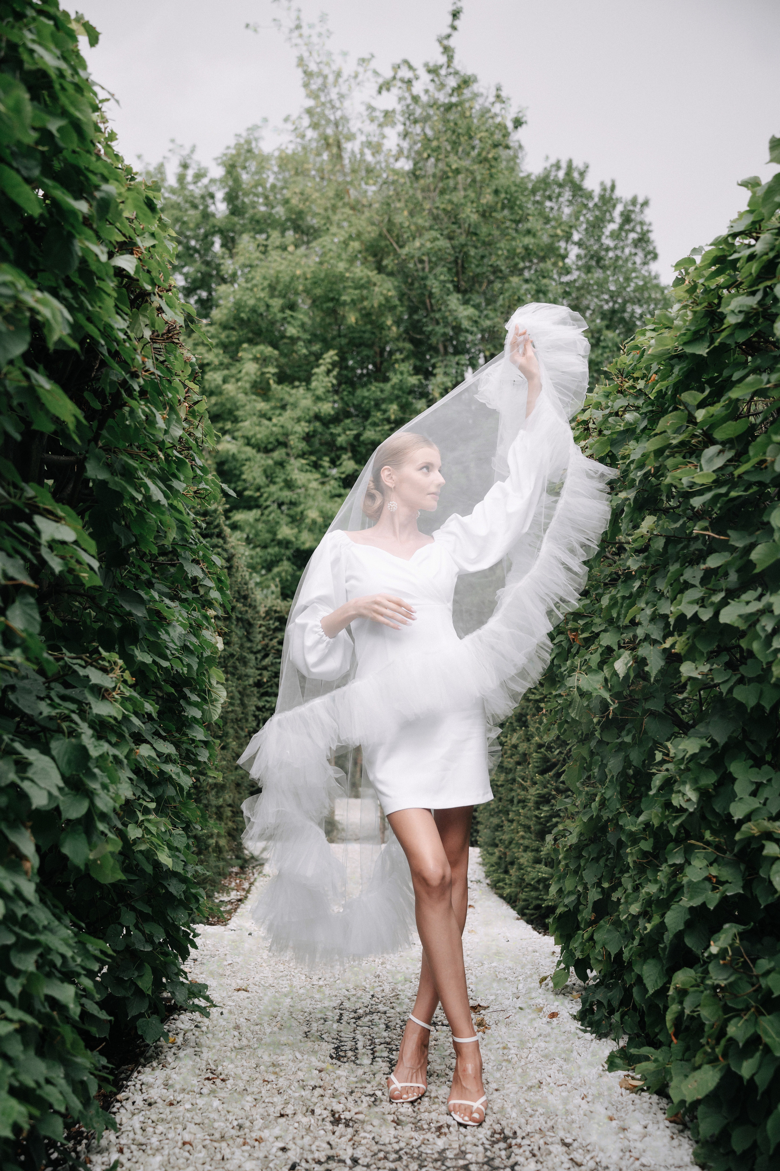 Свадебная фотосессия в лабиринте на ВДНХ