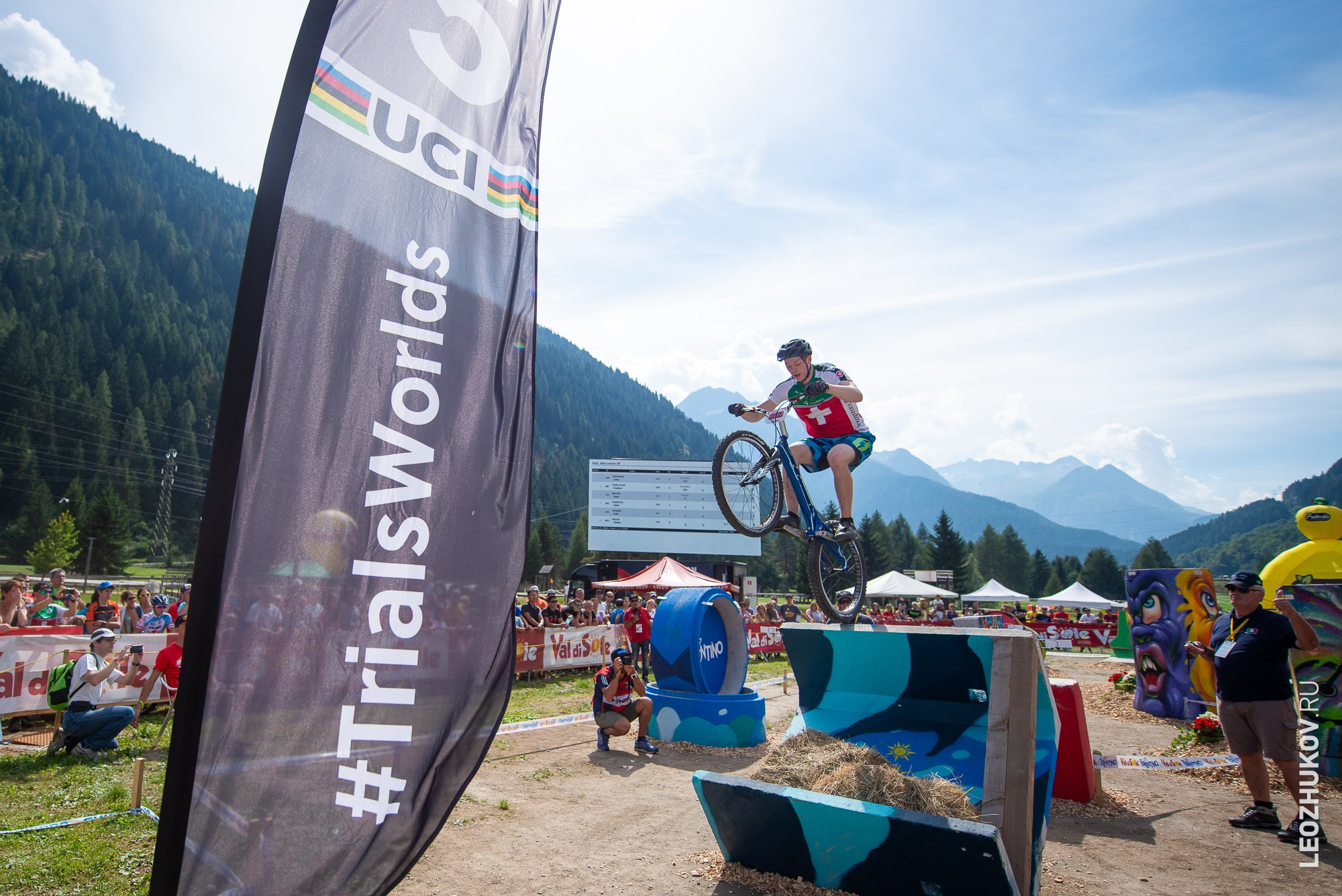 UCI Trials World Championships 2016 — finals. Sports photographer Leonid Zhukov