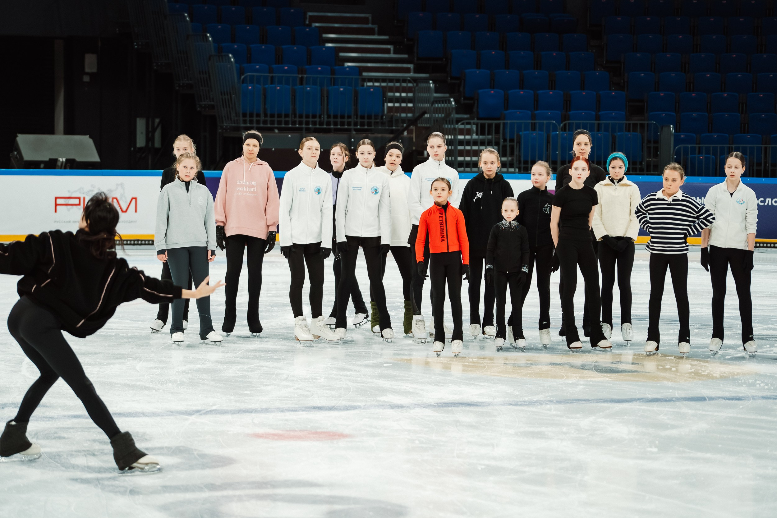 Мастер-класс Алины Загитовой в Новосибирске (11-00). Воробьева Ксения — Спортивный и танцевальный фотограф Новосибирск