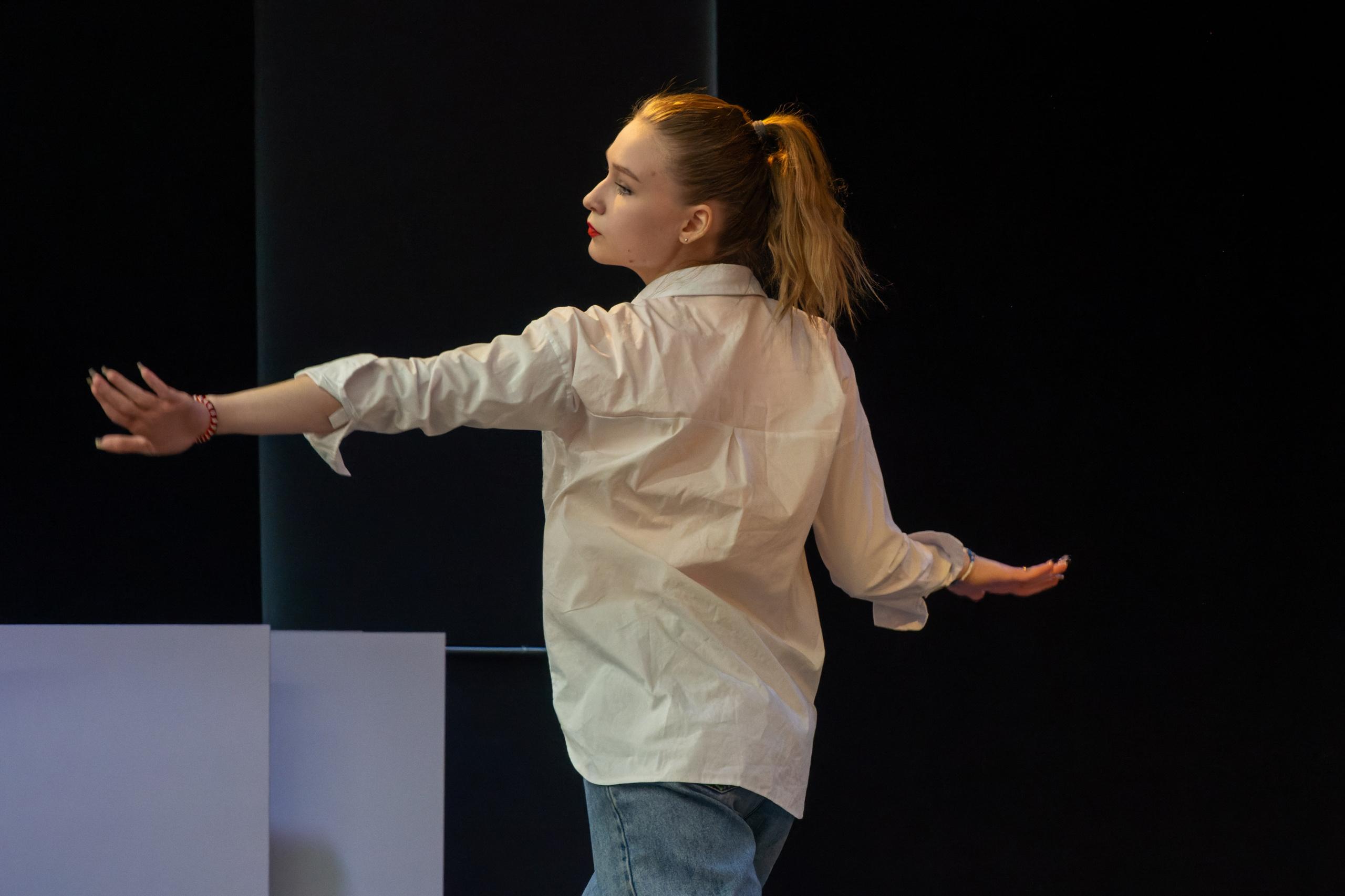 Фотосъёмка на гала-концерт, конкурсы, выступления, отчётные концерты и эвент-мероприятия. «Студия DRONAVT`s» — видеосъёмка и фотография г. Москва