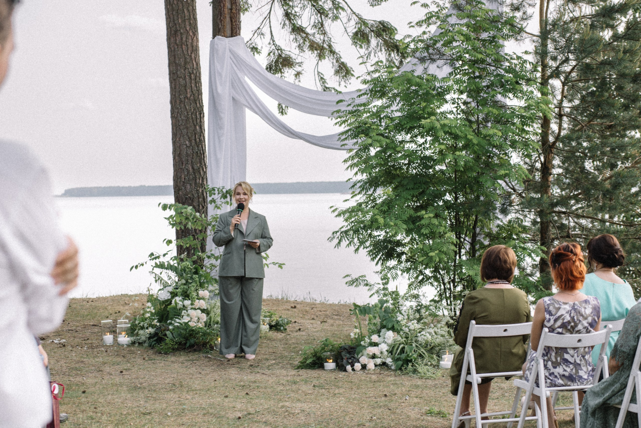 А & Ю | Камерная свадьба под открытым небом. Свадебный фотограф Настя Шелл г. Череповец