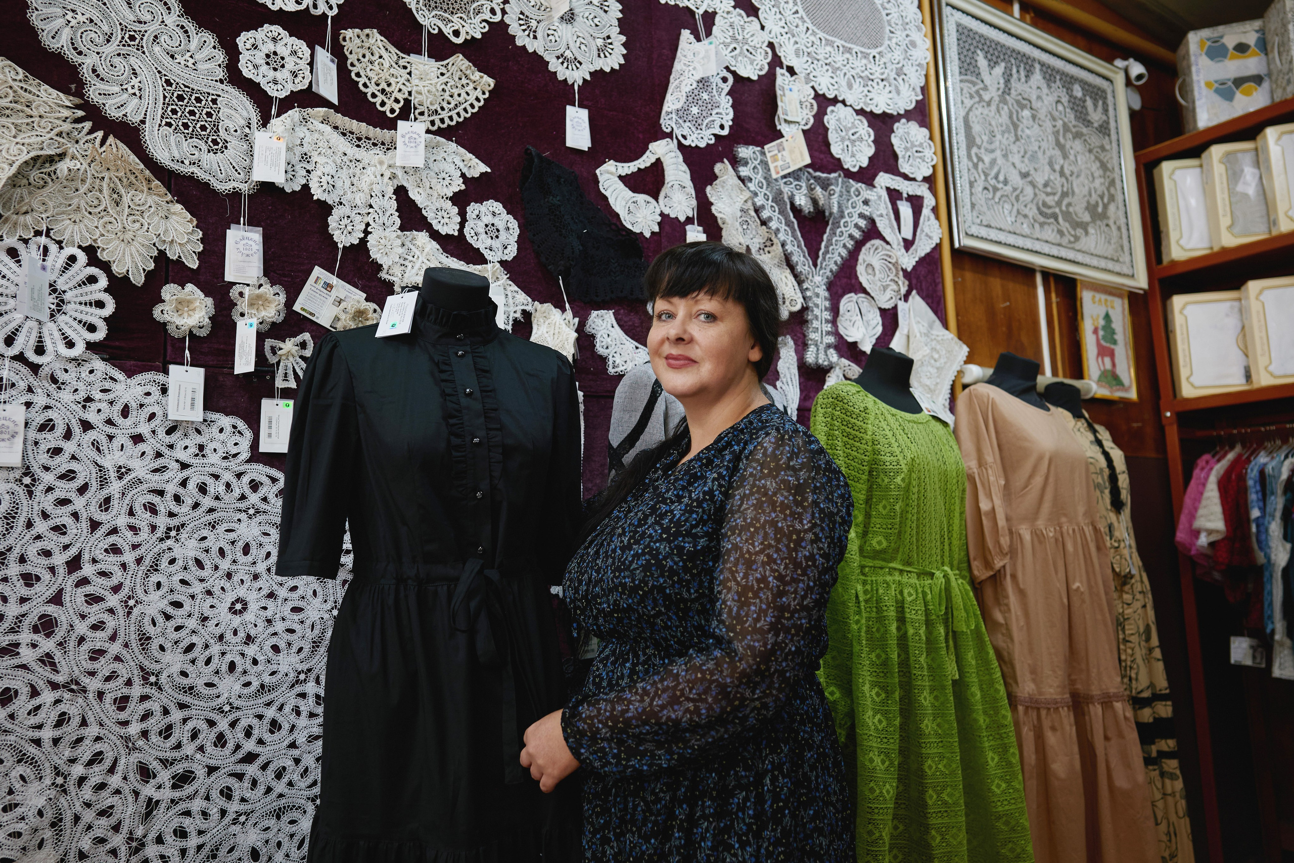 Магазин знаменитых местных кружев в Ельце