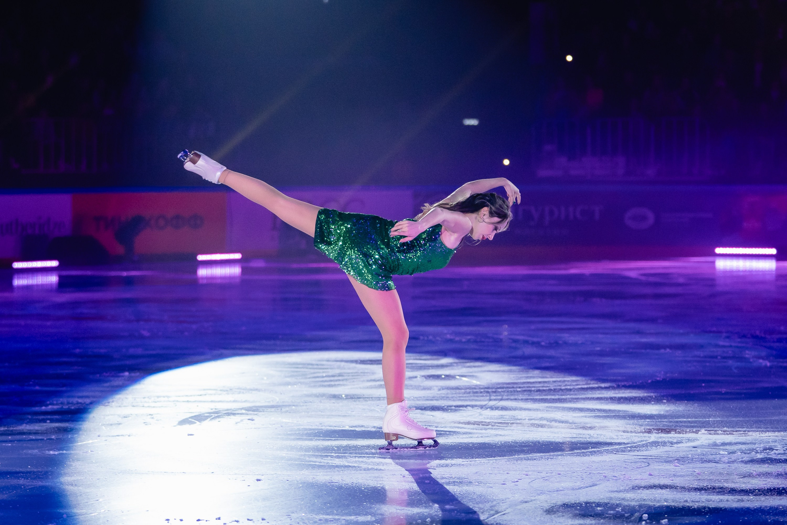 Шоу «Чемпионы на льду» в Новосибирске. Воробьева Ксения — Спортивный и танцевальный фотограф Новосибирск