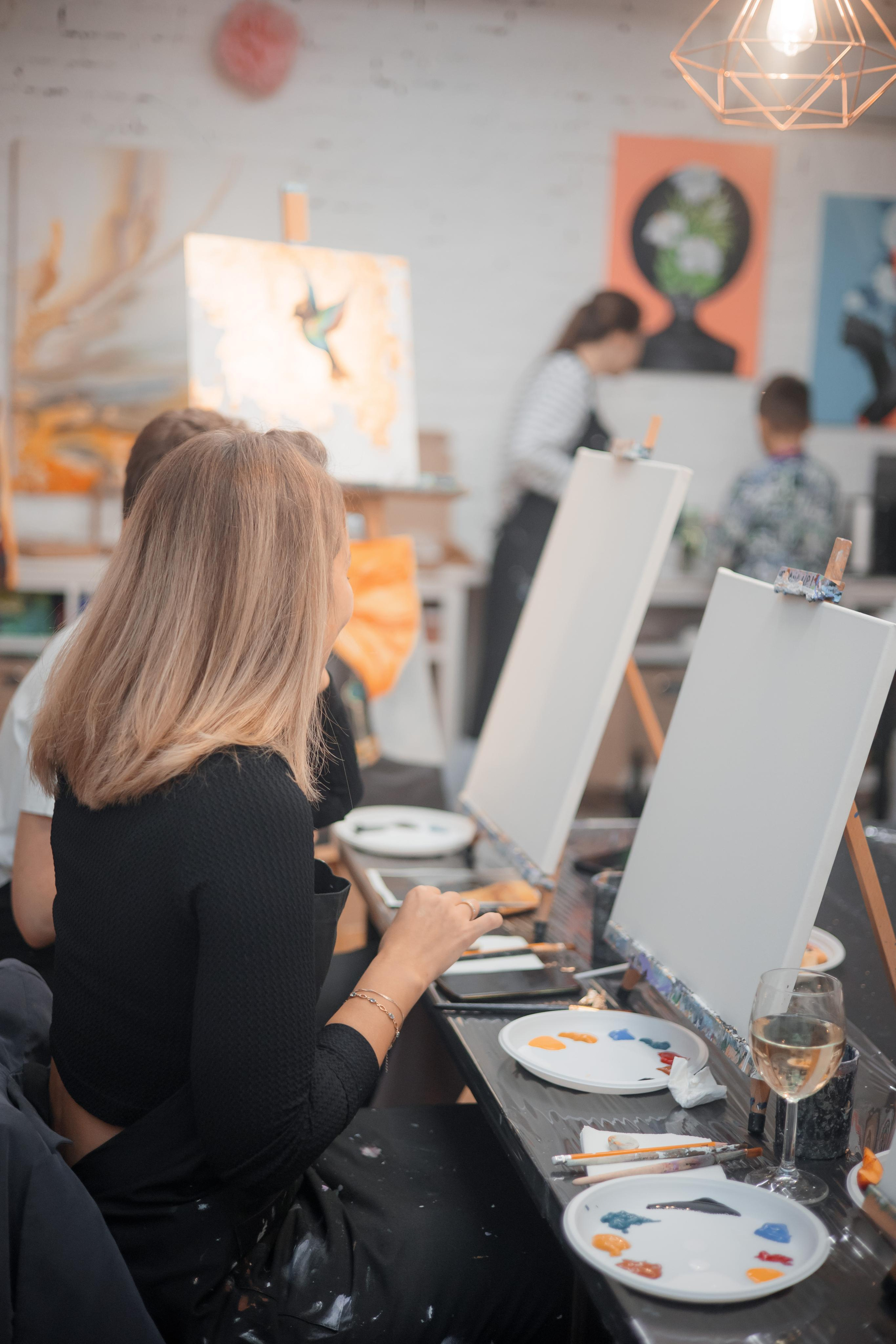 Мастер-класс по рисованию Draw-Up Studio. Свадебный и репортажный фотограф (Москва, Королев и другие)