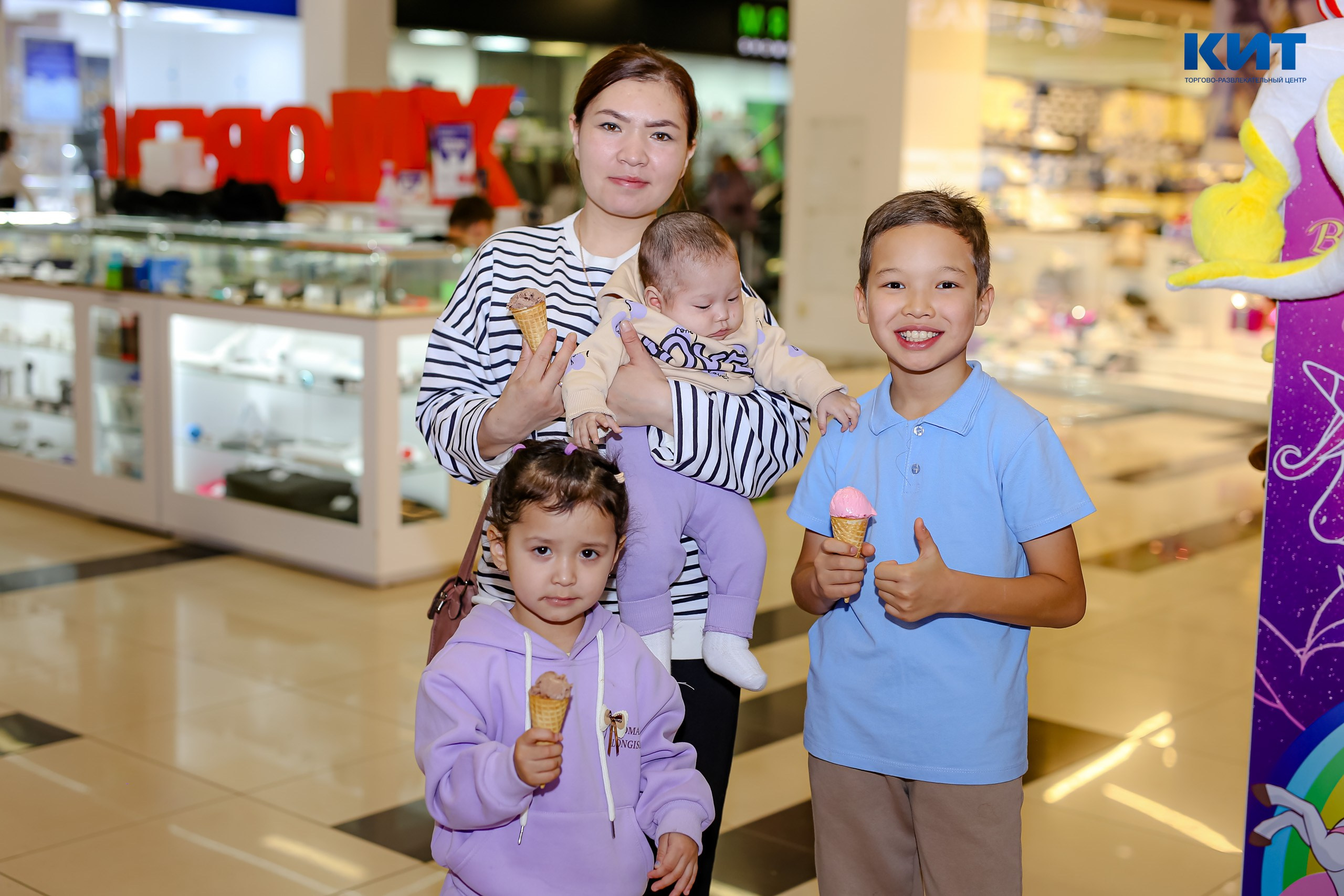 04.01 Утренник в Тц Кит. Команда специалистов в мире фотографии и видео. Детский фотограф, семейный фотограф