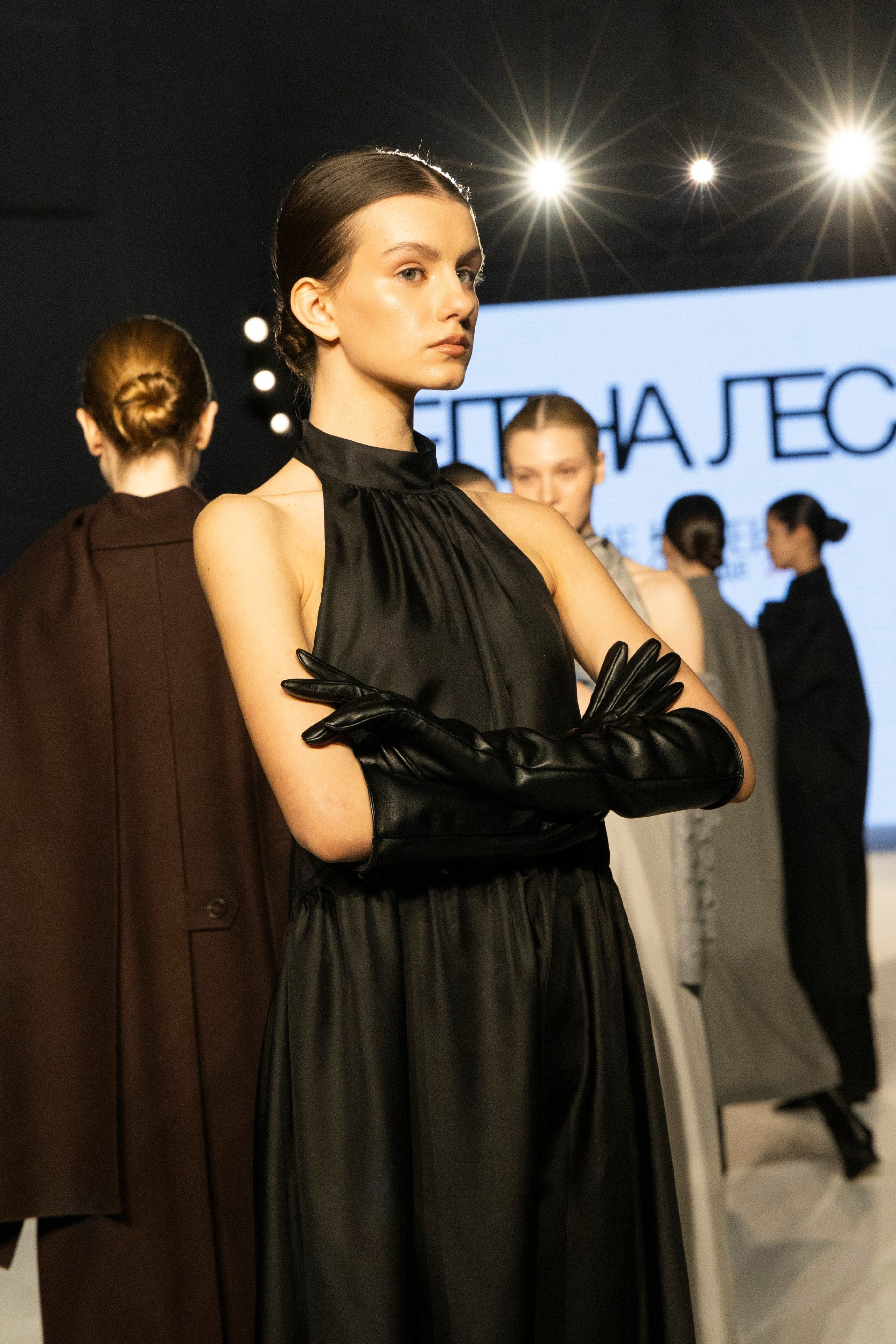 ДЛТ Собака.ru показ победителей конкурса «Новые имена в моде 2025». FOTOFAQ SKOOL г. Санкт-Петербург: очные, дистанционные и онлайн курсы фотографии