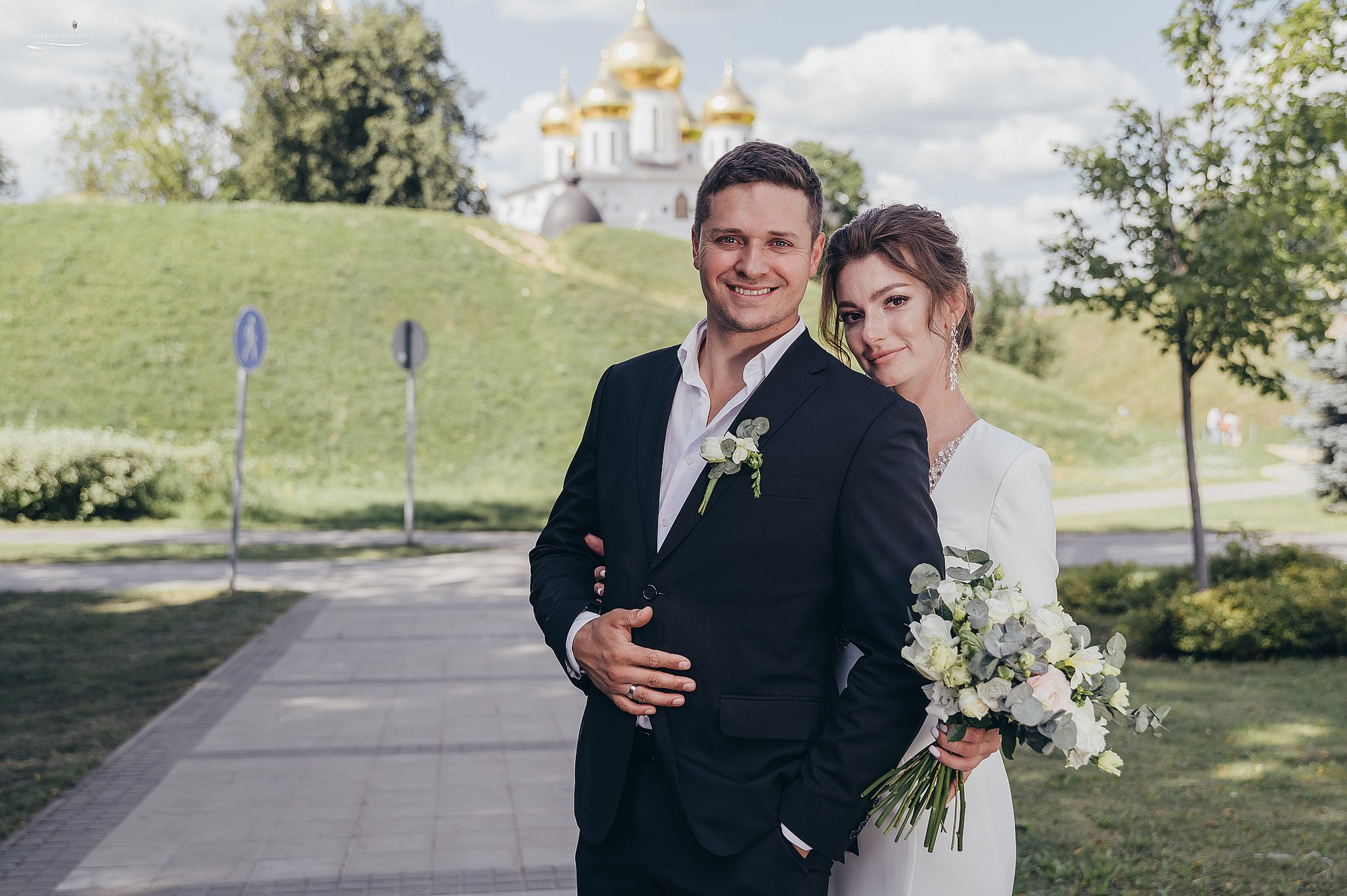 Свадебная фотосессия красивой пары. Свадебный фотограф в Дубне Алексей Фонарёв