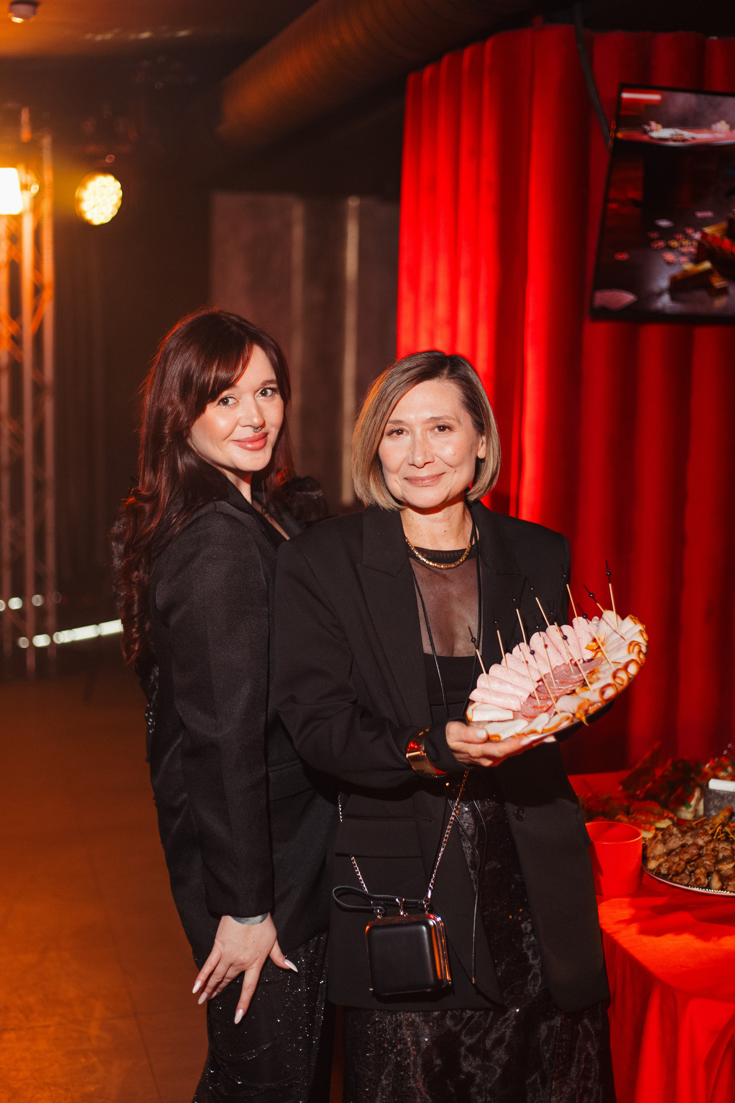 LA FAMIGLIA — SOLOVI — 1 YEAR. СВОИ. ФОТООТЧЕТЫ-СОБЫТИЯ-МЕСТА