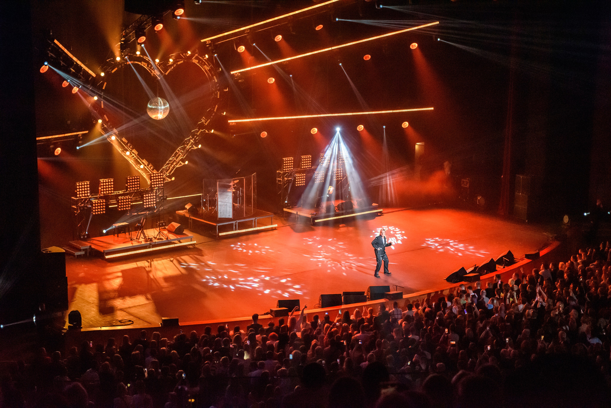 Юбилейный концерт Татьяны Булановой — Крокус Сити Холл — «Имена на все времена». Бренд-фотограф для экспертов и блогеров в Москве Влада Горбовская