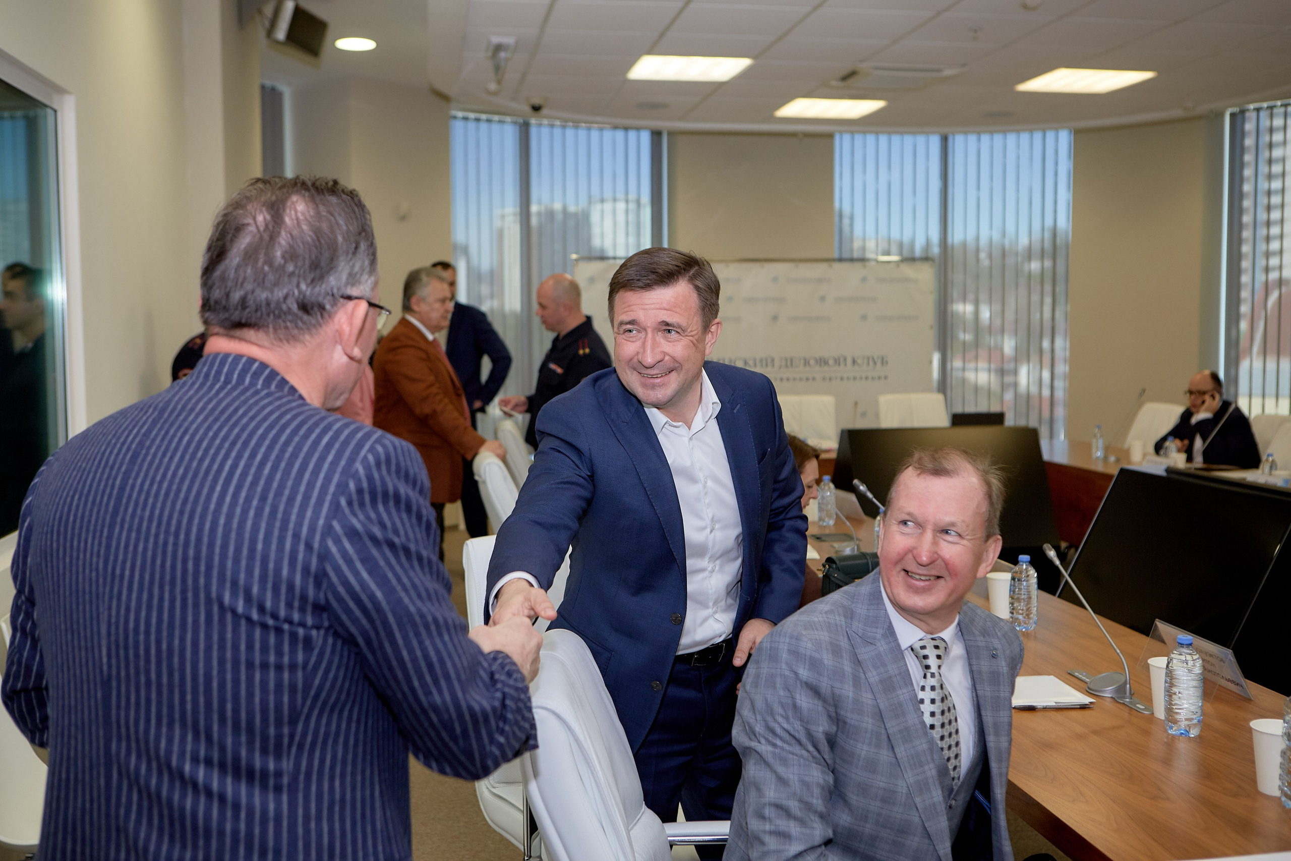 Репортажный фотограф для фотосъемки форумов конференций корпоративных мероприятий в Сочи. Фотограф Юрий Никитюк — Сочи |Адлер|Красная Поляна