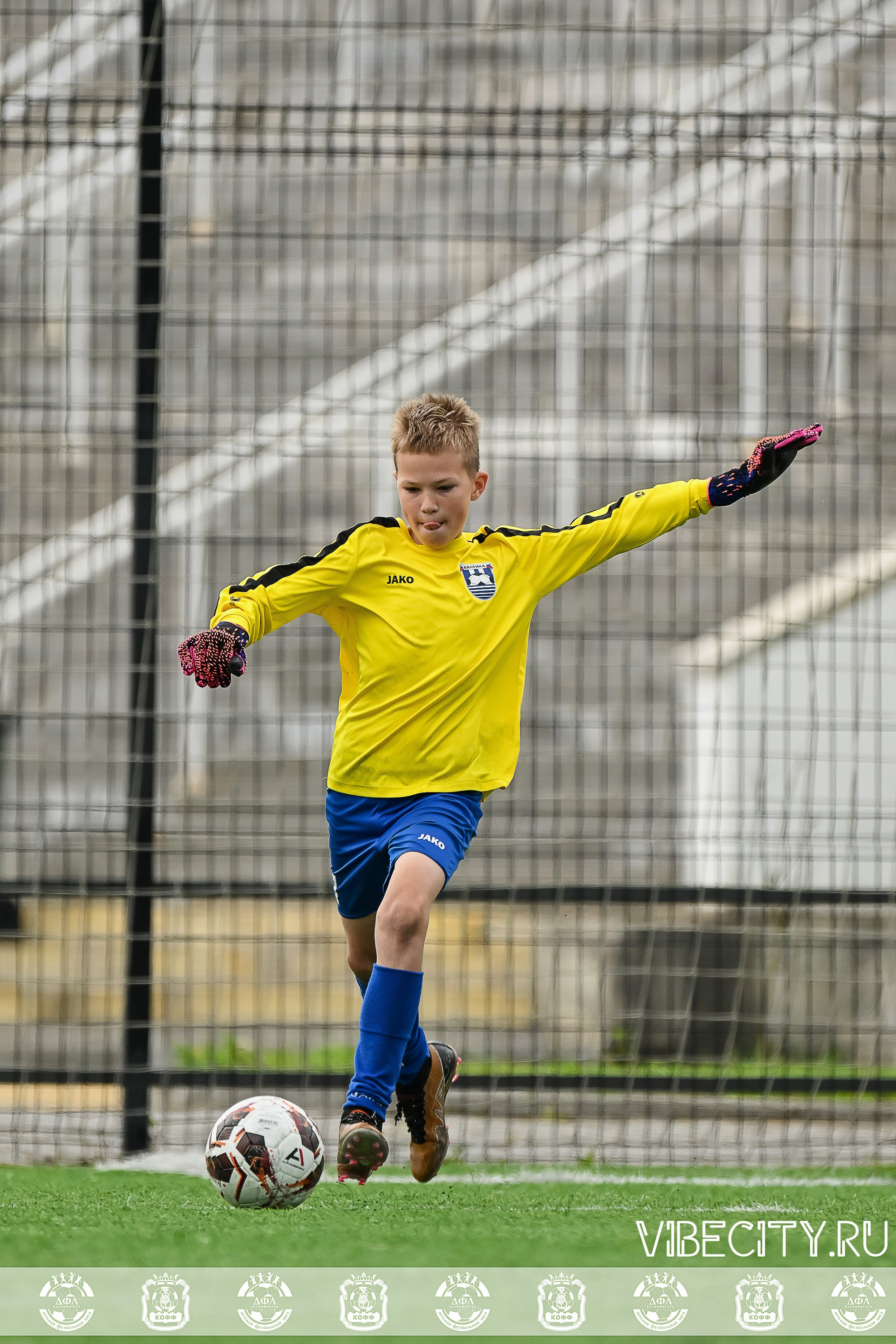 Калининградская Детская Футбольная Лига. VIBECITY.RU Вайб Сити Ру Фоторепортажи Фотоотчеты Калининград