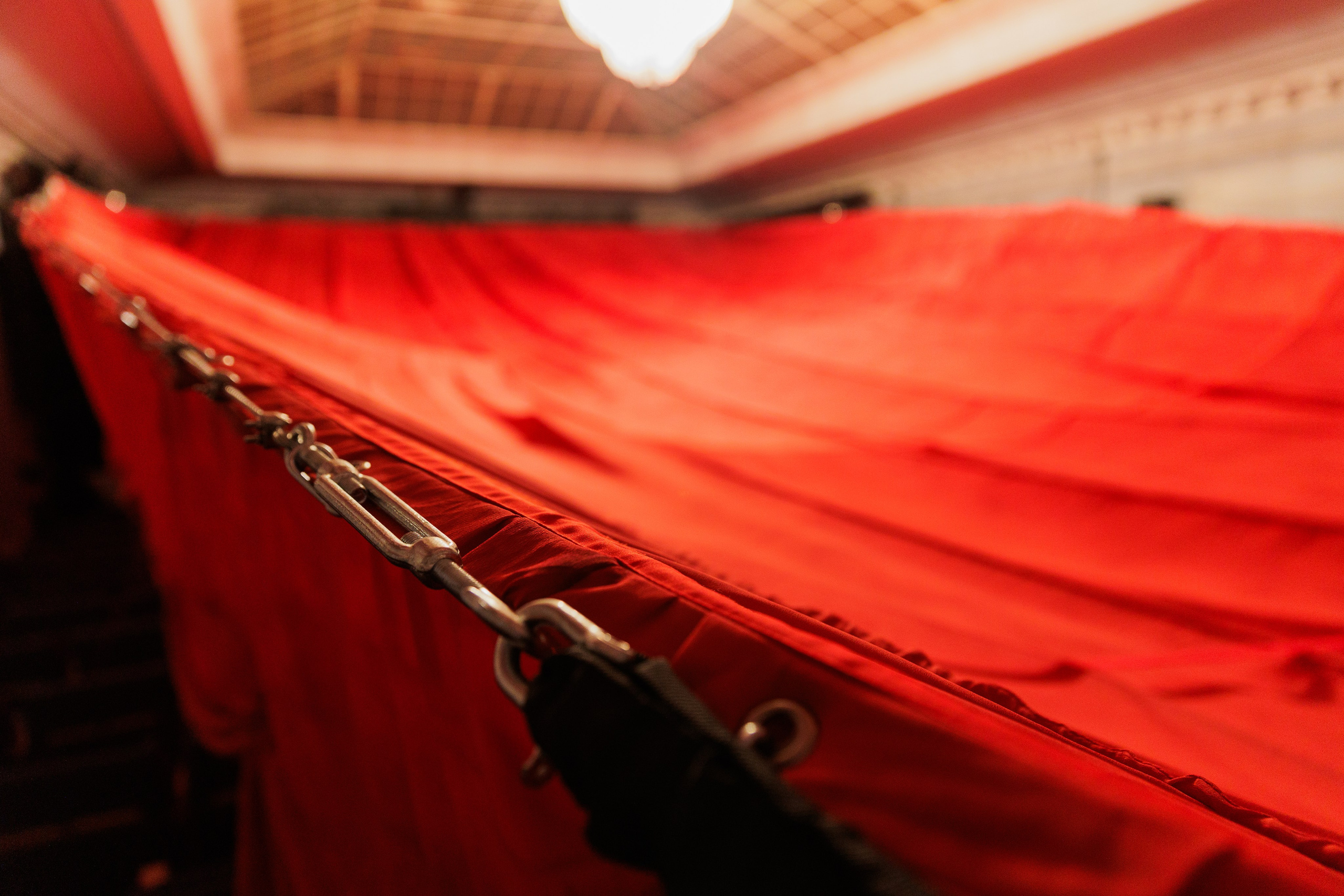 Декорации для спектакля «Алые паруса» | Театр БТК. История занавеса. Превращаем идею в технологию