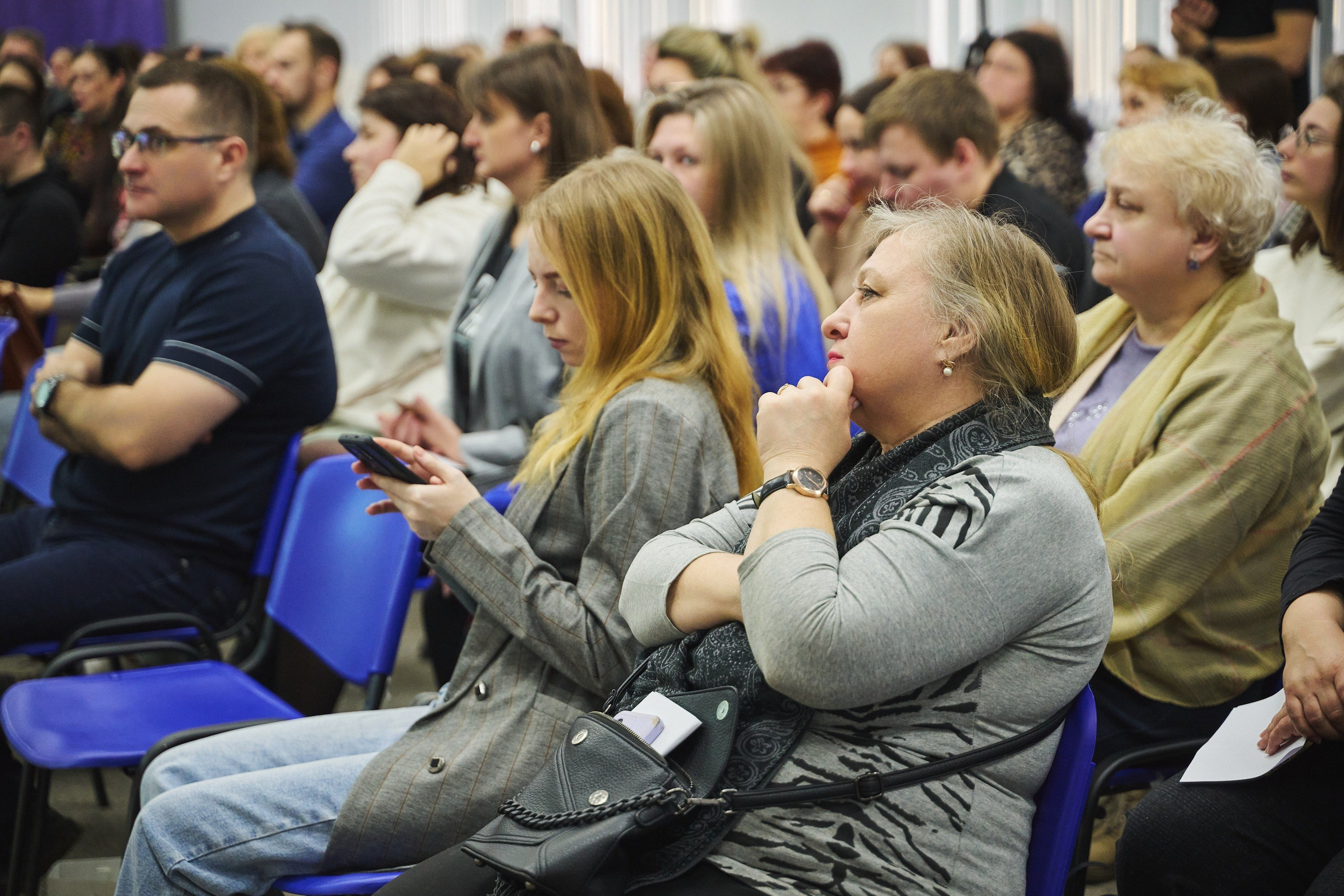 Ива Фонд — Цветущий город город Иваново. Фотограф в Иваново: Каталожная съемка одежды и постельного белья, Wildberries