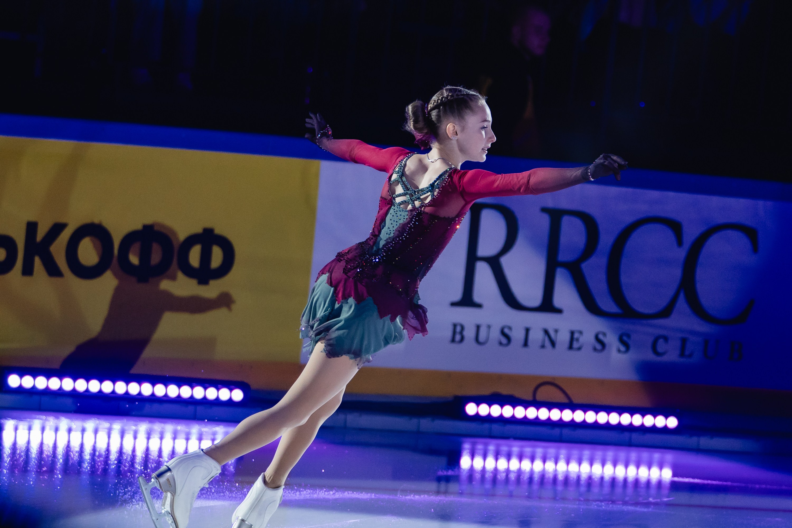 Шоу «Чемпионы на льду» в Новосибирске. Воробьева Ксения — Спортивный и танцевальный фотограф Новосибирск