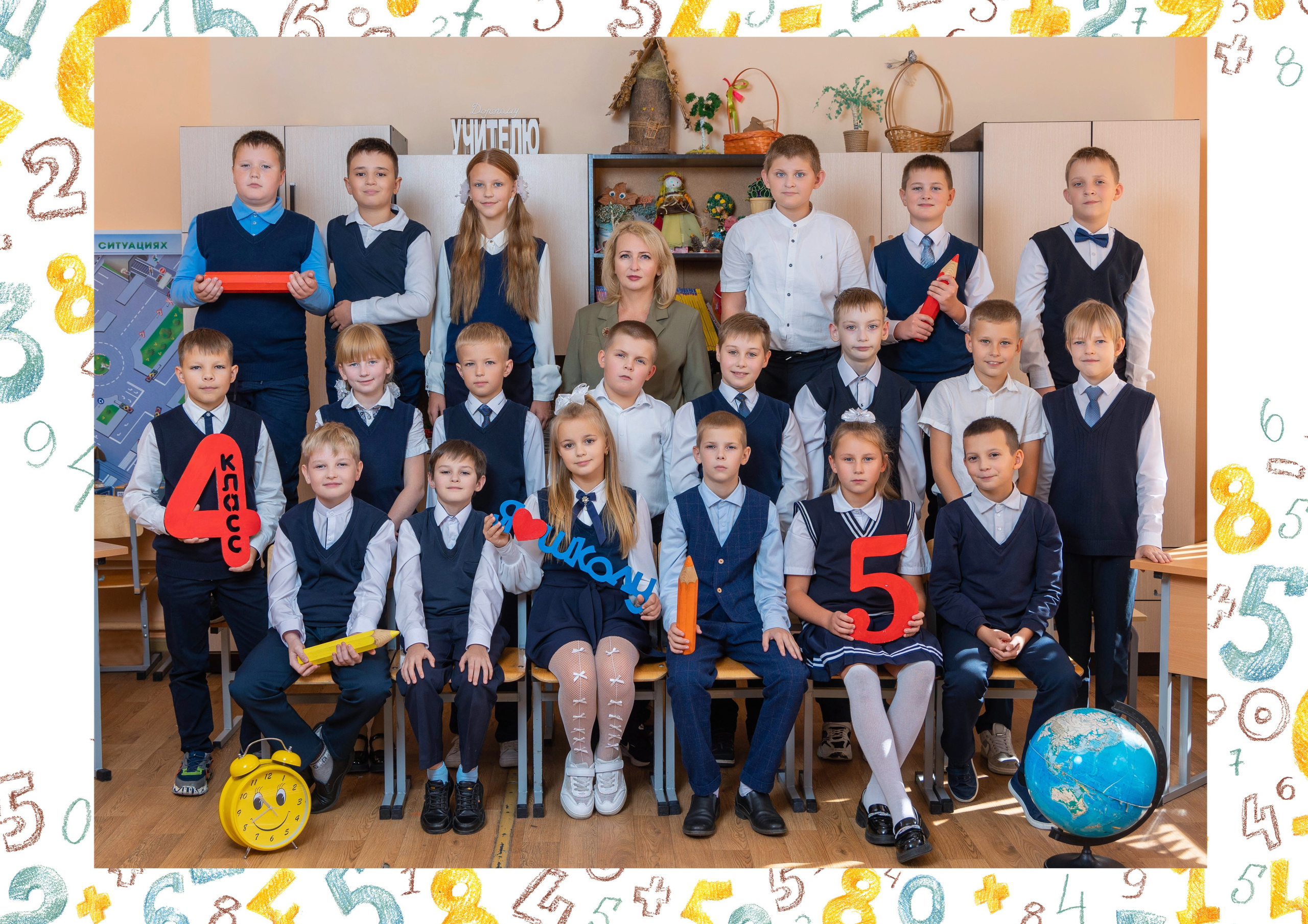 3 разворота 2200. Выпускные альбомы в Липецк