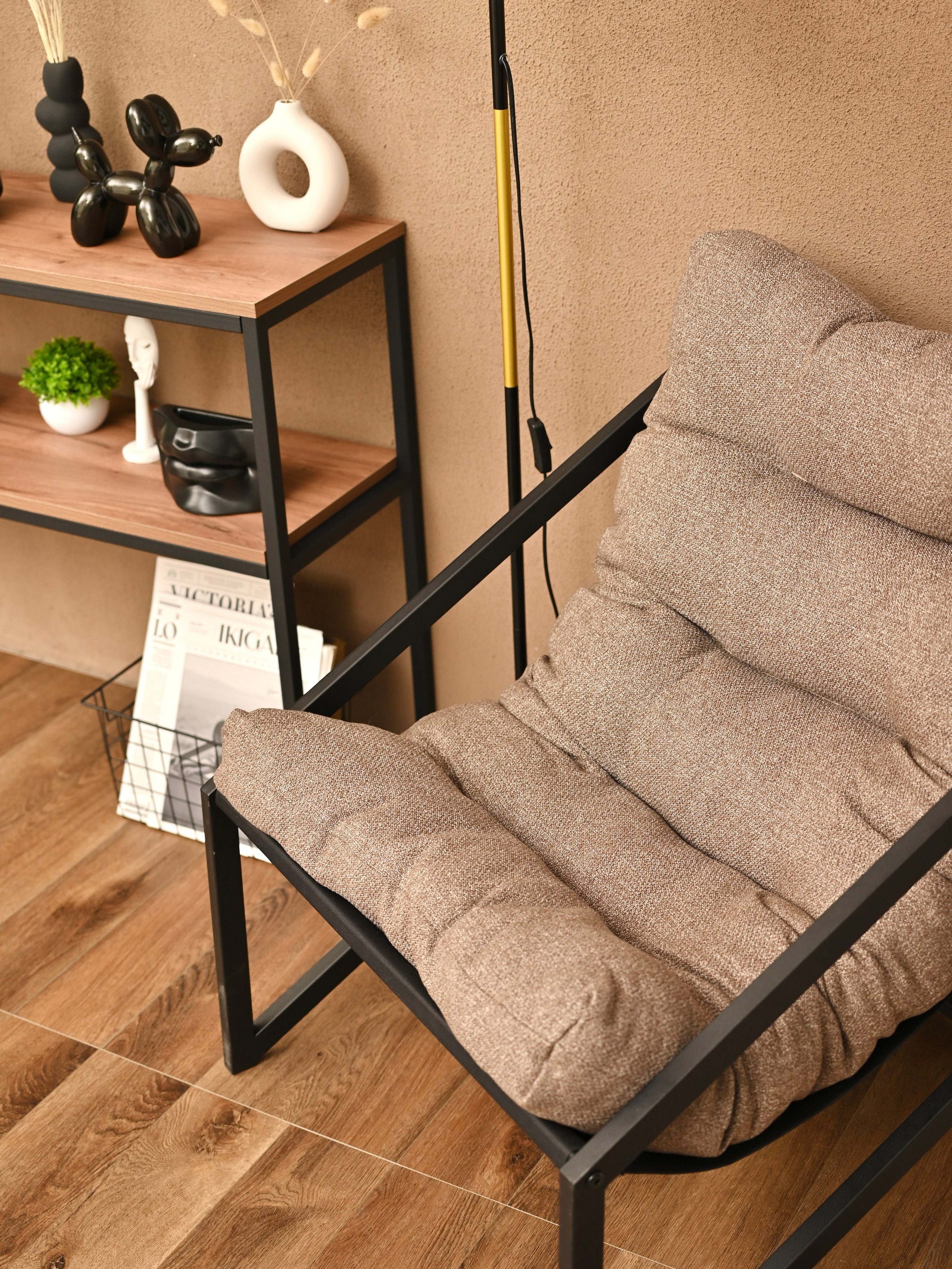 Большой выбор локаций для фотосъемок для каталогов на маркетплейсы. ТМ Продакшн — Съемка для маркетплейсов в Москве