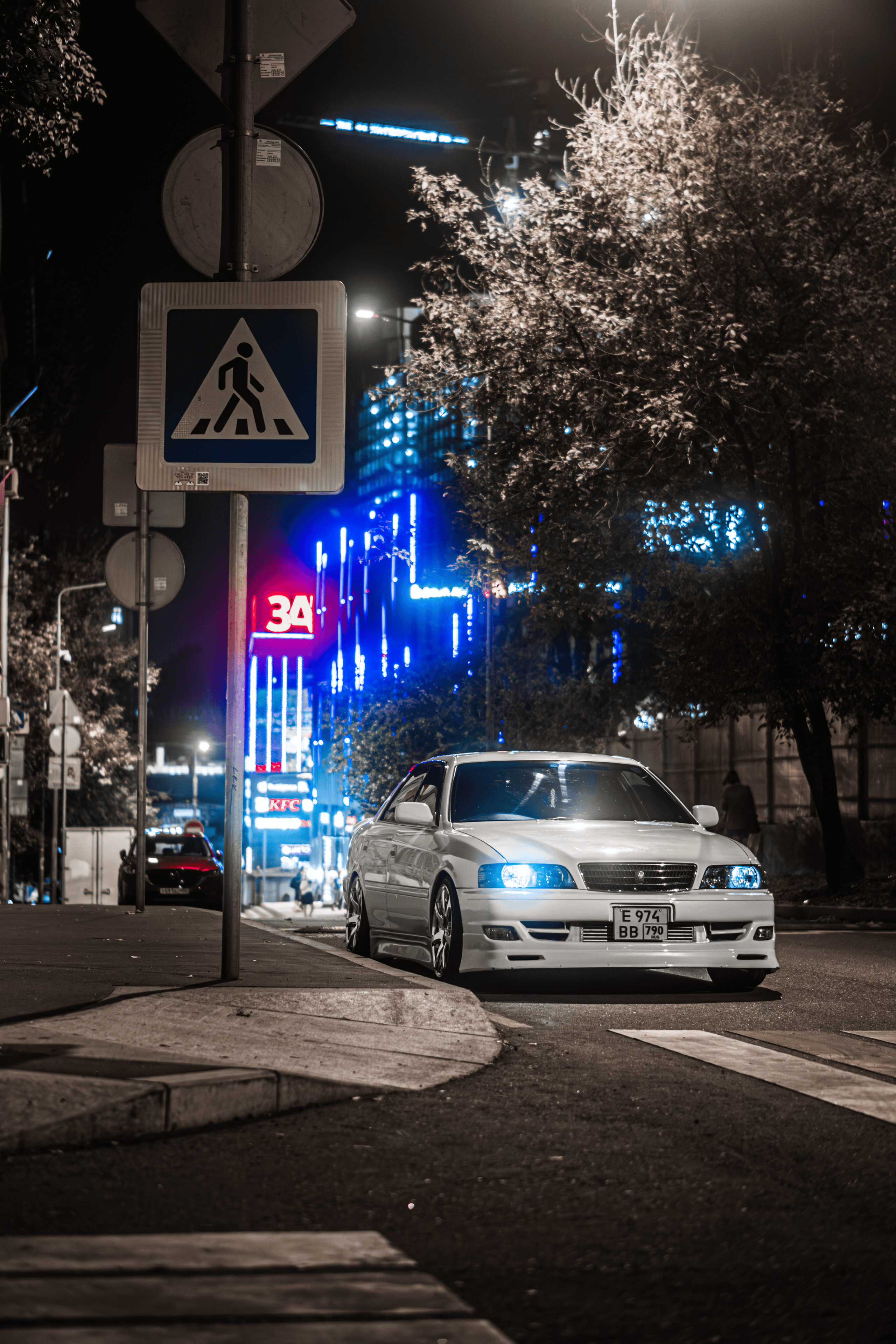 Toyota Chaser JZX100: белая жемчужина