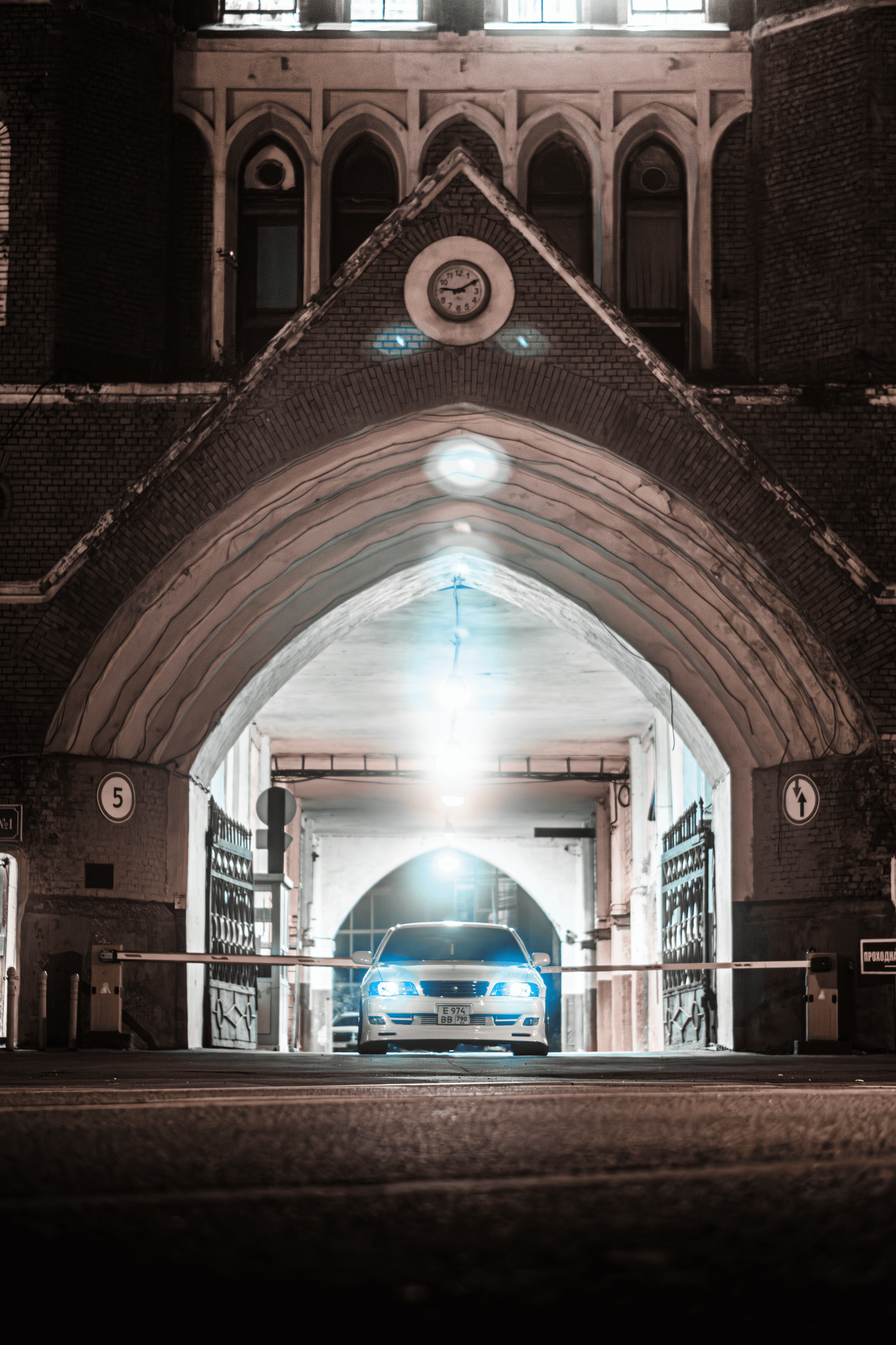 Toyota Chaser JZX100: белая жемчужина