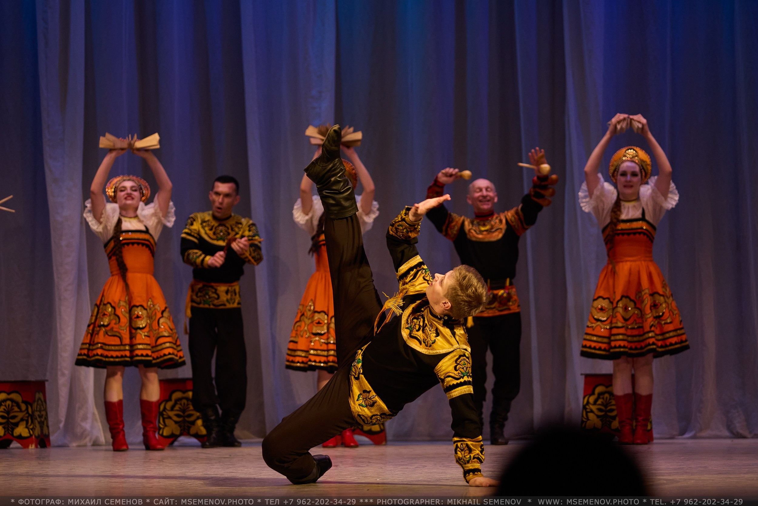 Фоторепортаж с Концерта «Волжанка» и «Задоринка»