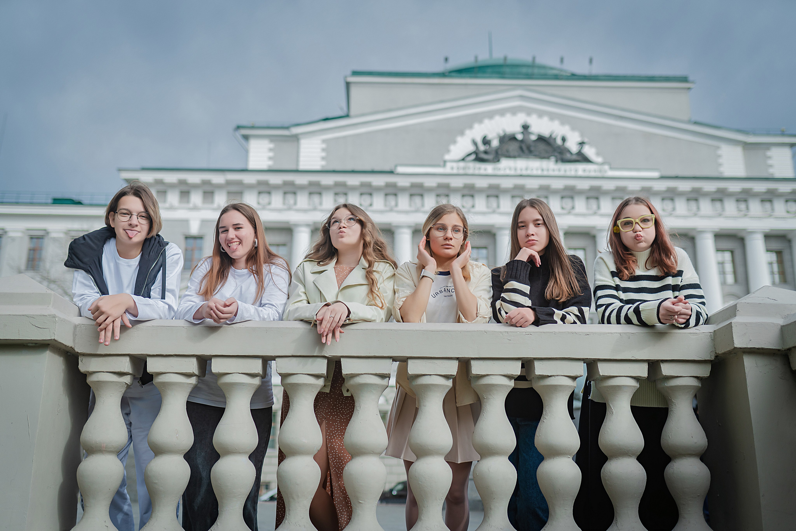 Фотосессия Школа 4 Класс 9А. Современные Выпускные Альбомы в Ростове-на-Дону