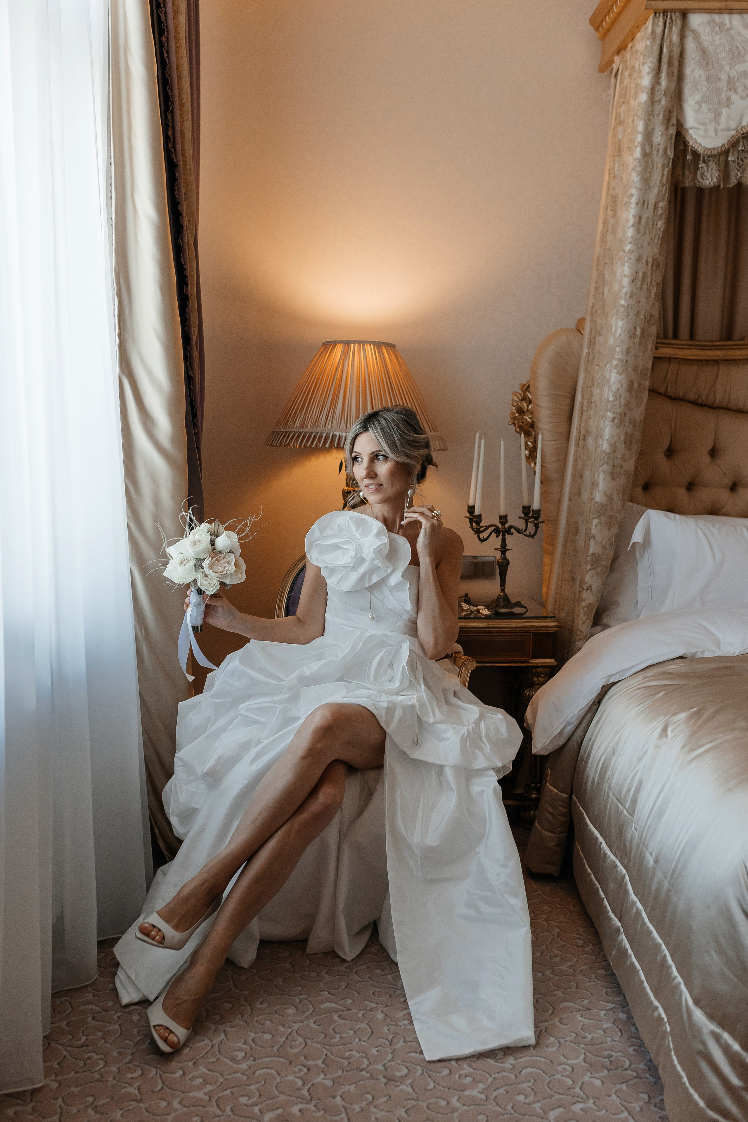 Самые красивые отели Москвы для свадебной фотосессии. Свадебный фотограф в Москве Дарья Олендарёва