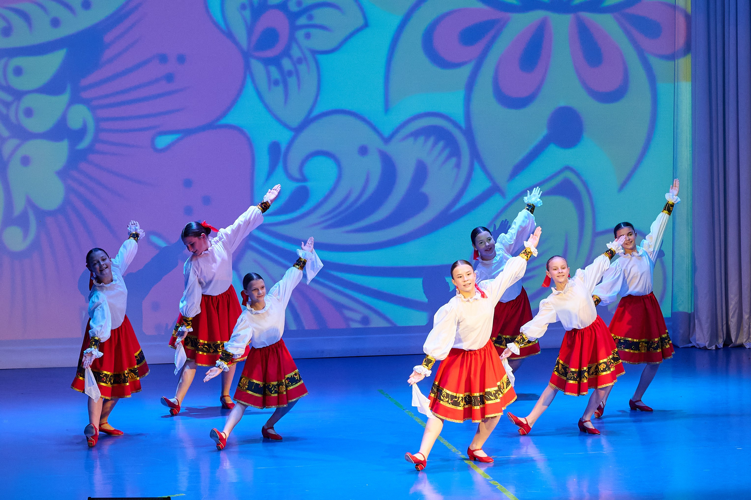 Концерт к 9 мая в с. Марьина Роща. Жизнь курорта Кабардинка в фотографиях