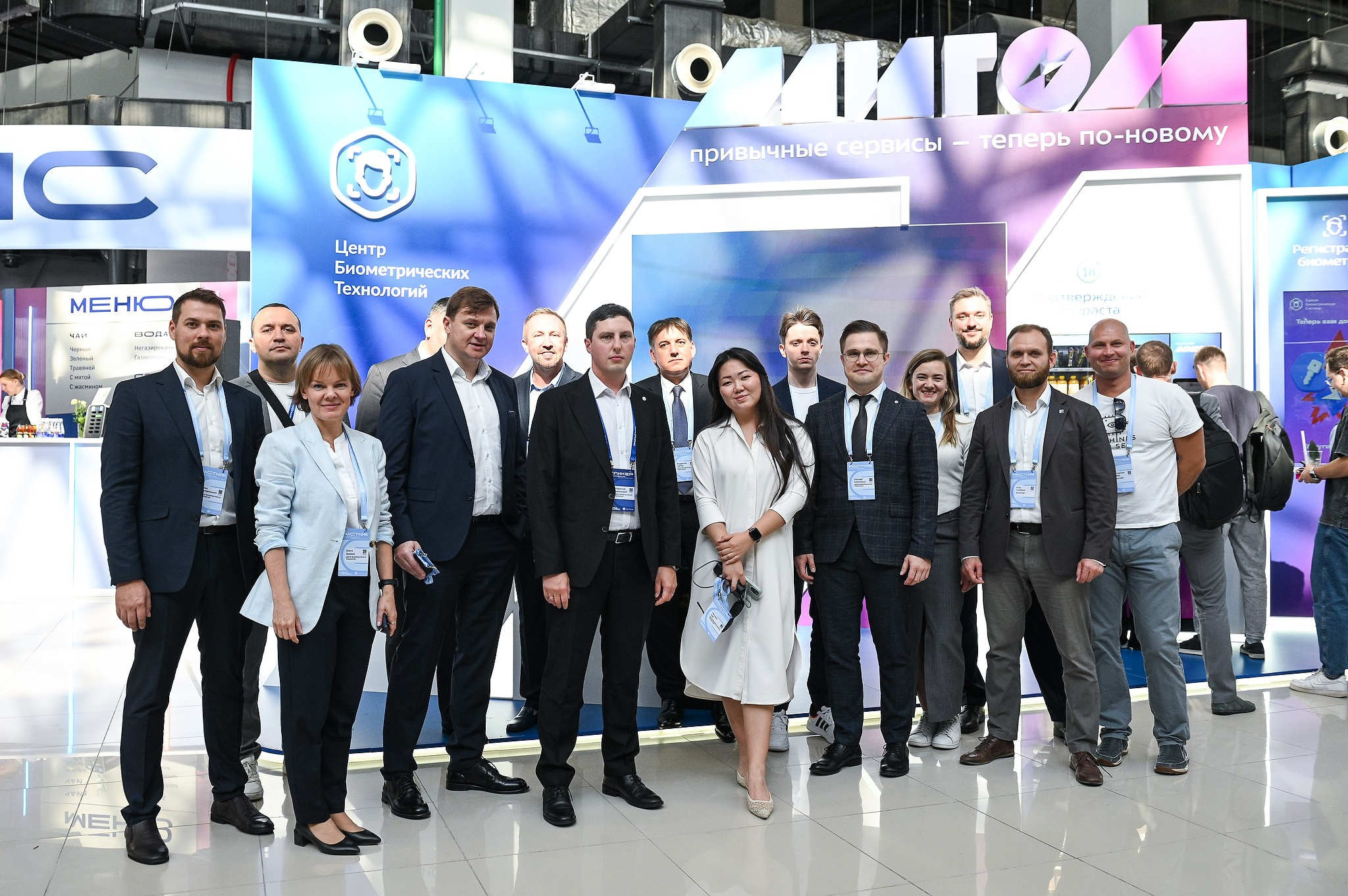 Съемка репортажа в Сочи для пяти компаний — участников Финополиса 2025, который проходил в Сириусе в октябре 2025 года. Фотограф Михаил Мордасов, Сочи. Мероприятия, портреты, спорт, репортаж