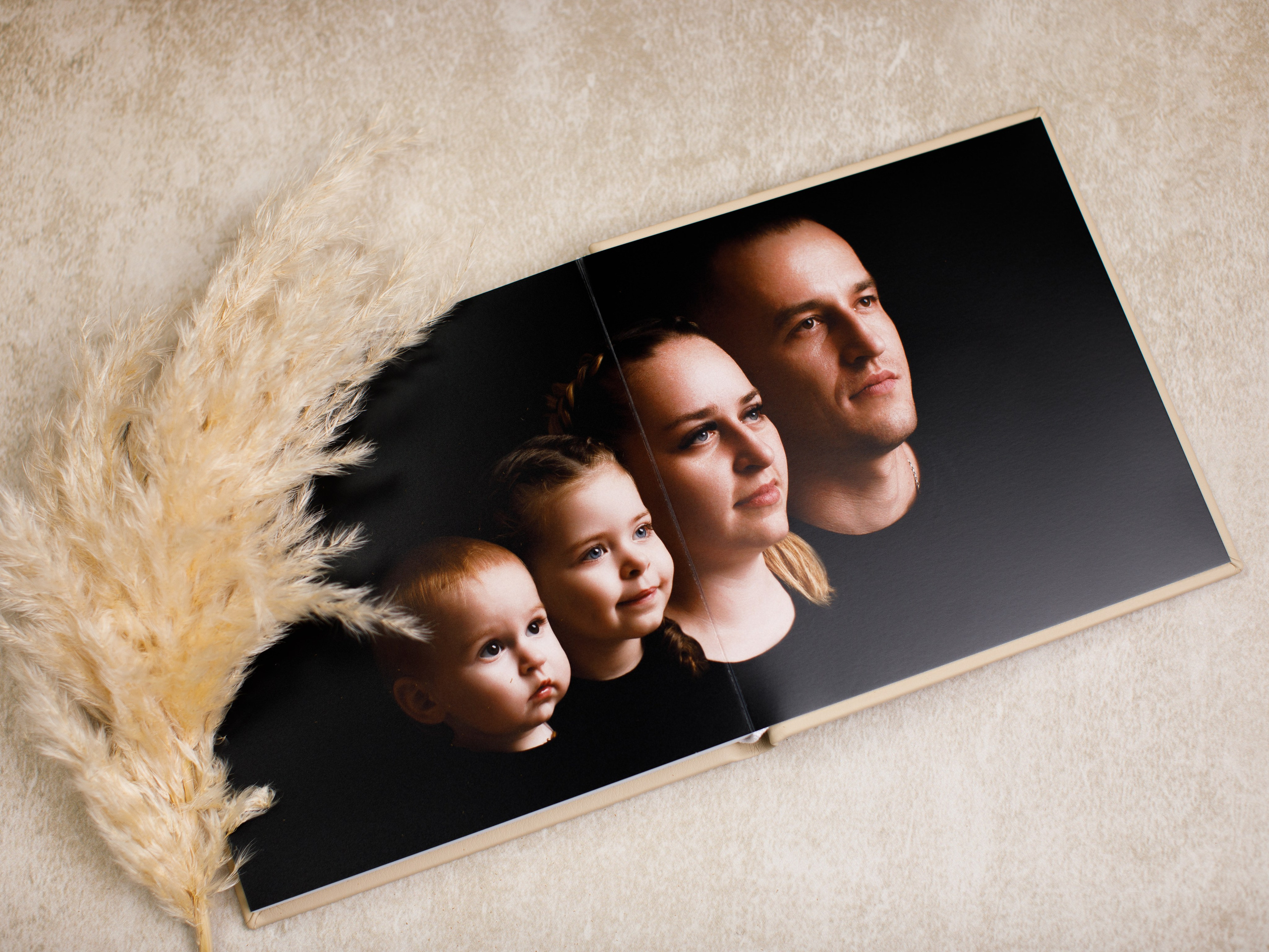 Прайс Фотокниги. Фотограф новорождённых и детей до года на КМВ