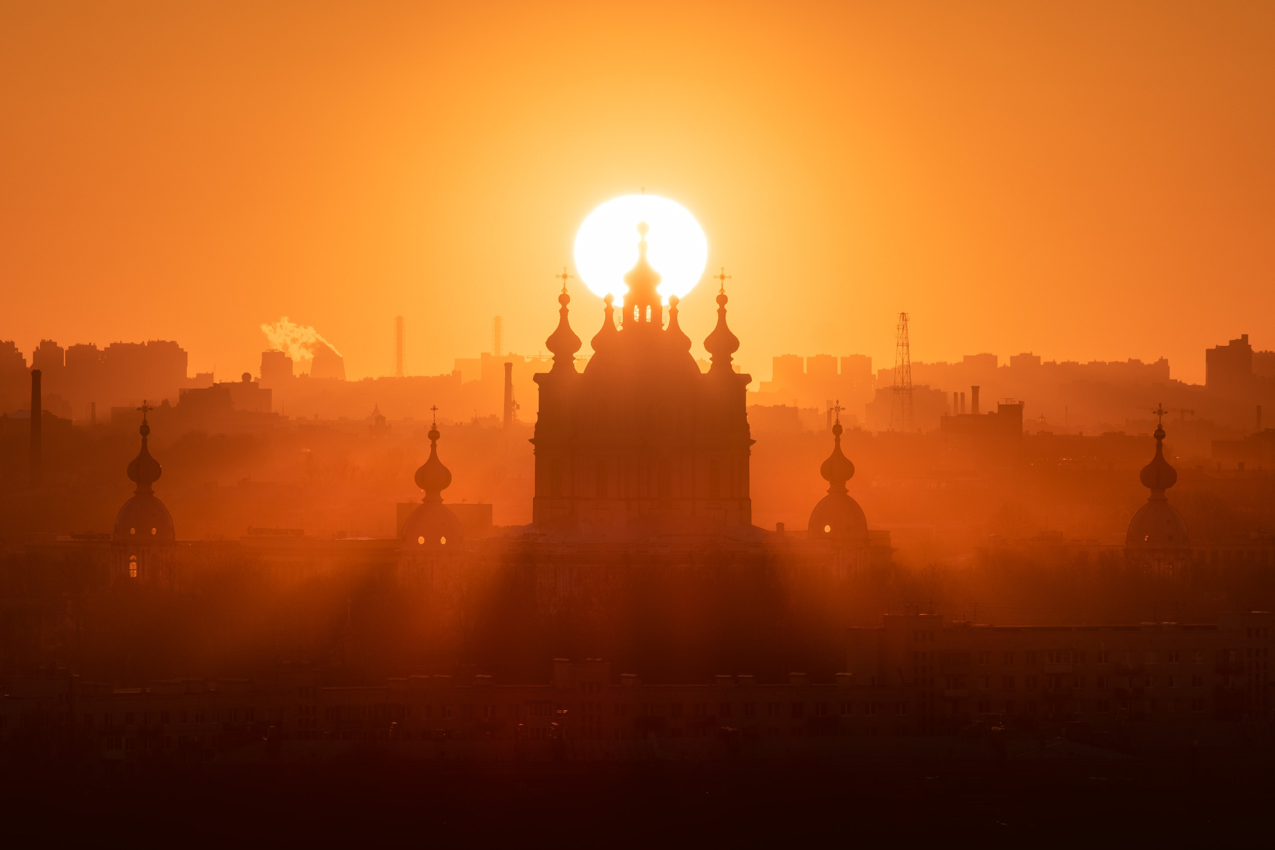 Галерея работ в жанре пейзажа, городского пейзажа и архитектуры. Покупка лицензий для коммерческого использования. Интерьерный фотограф в Санкт-Петербурге Михаил Азаров. Печать и продажа фотографий