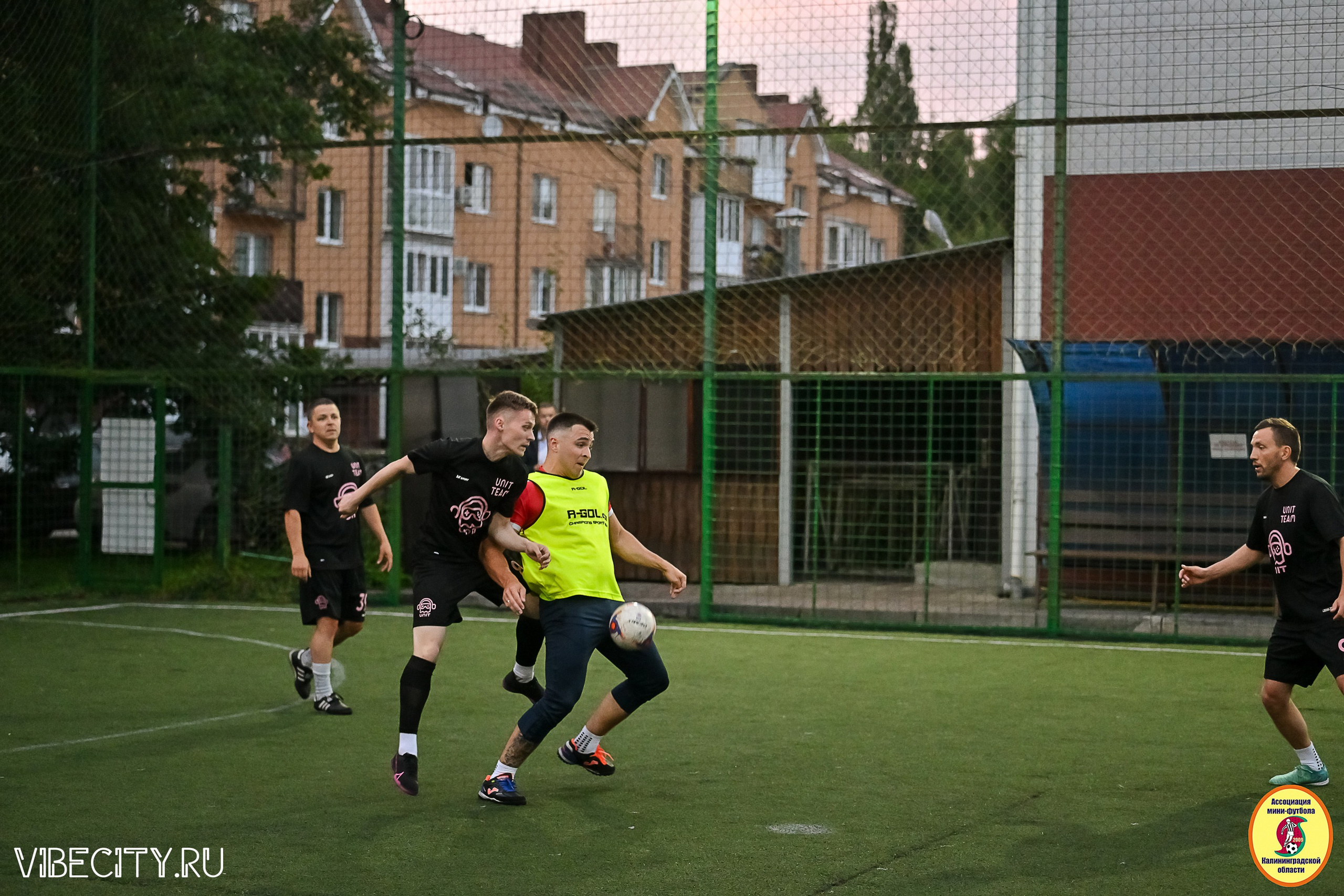 ИГРЫ МИНИ-ФУТБОЛЬНОЙ И КОРПОРАТИВНОЙ ЛИГИ. VIBECITY.RU Вайб Сити Ру Фоторепортажи Фотоотчеты Калининград