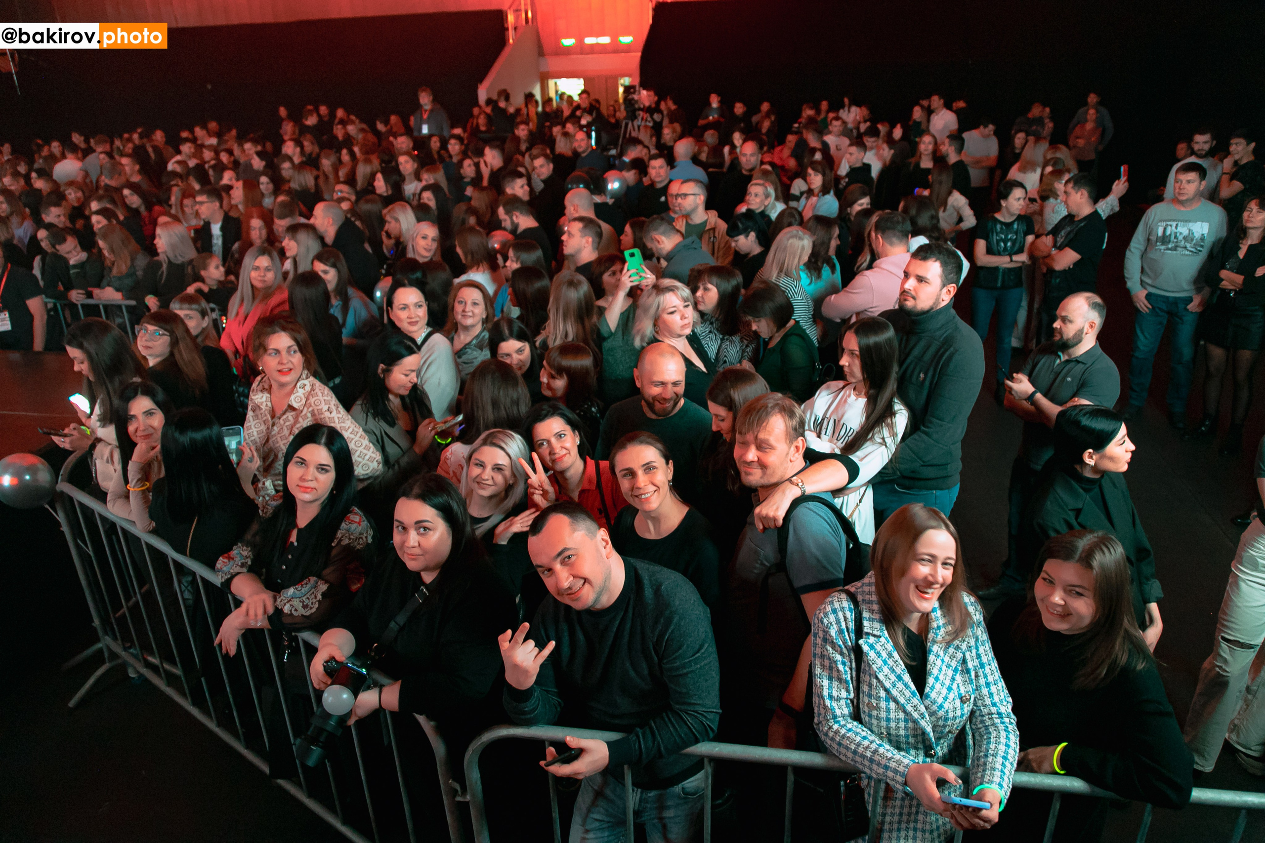 25.11 Концерт Шум. Команда специалистов в мире фотографии и видео. Детский фотограф, семейный фотограф