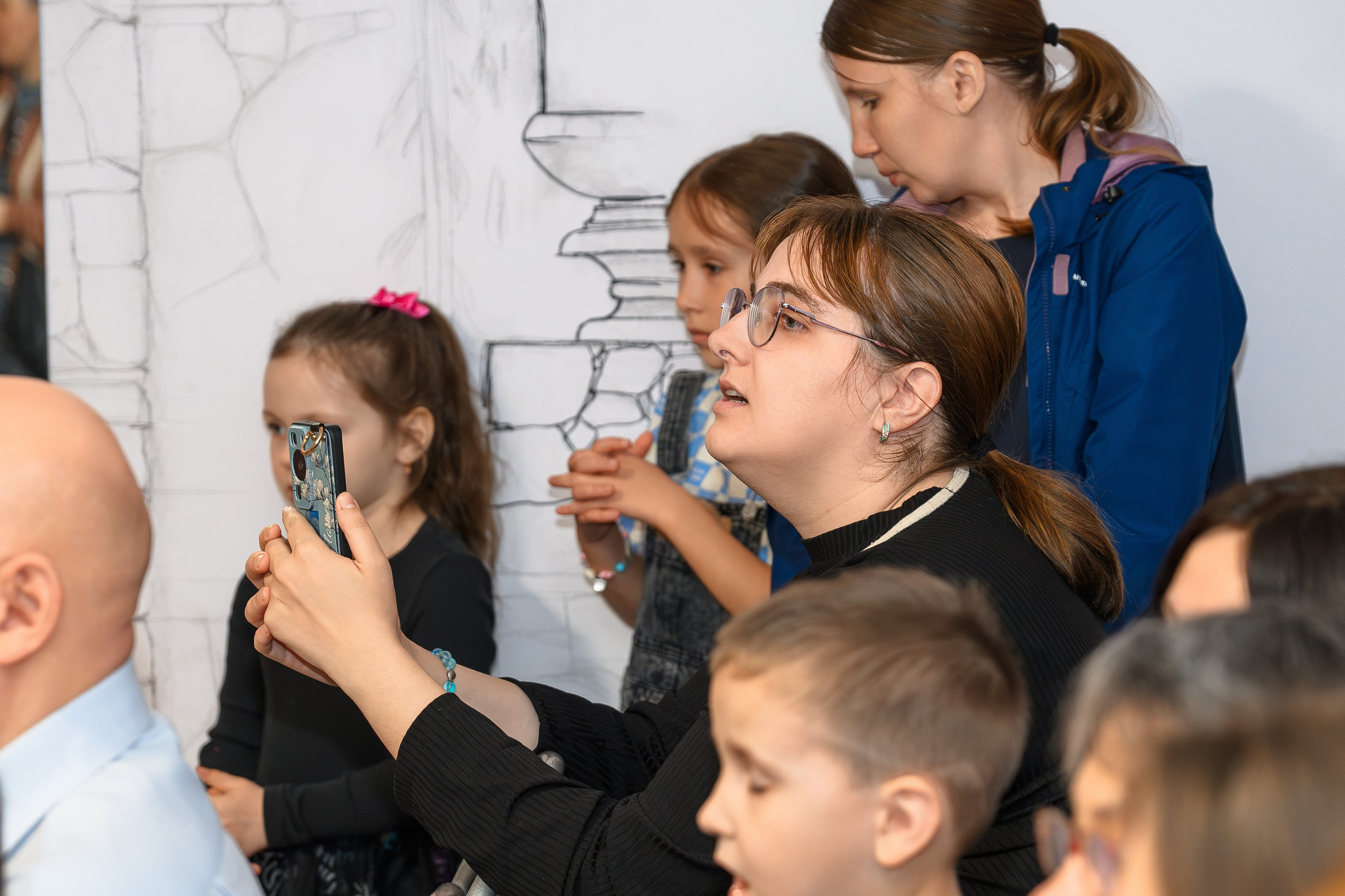 «Цветущий май». Семейный клуб «Открытый город»