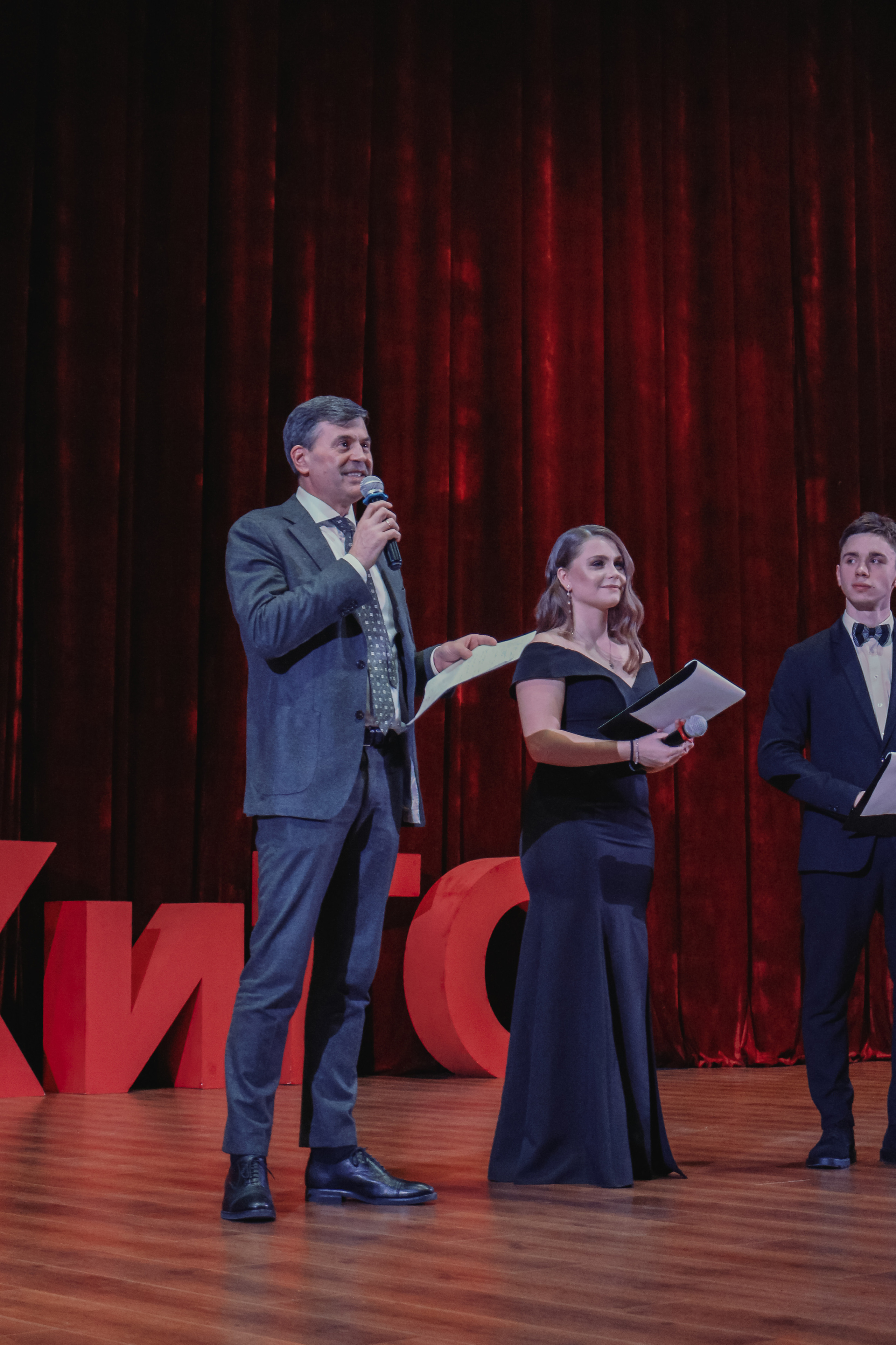 Давид Хоецян. Это больше чем фото