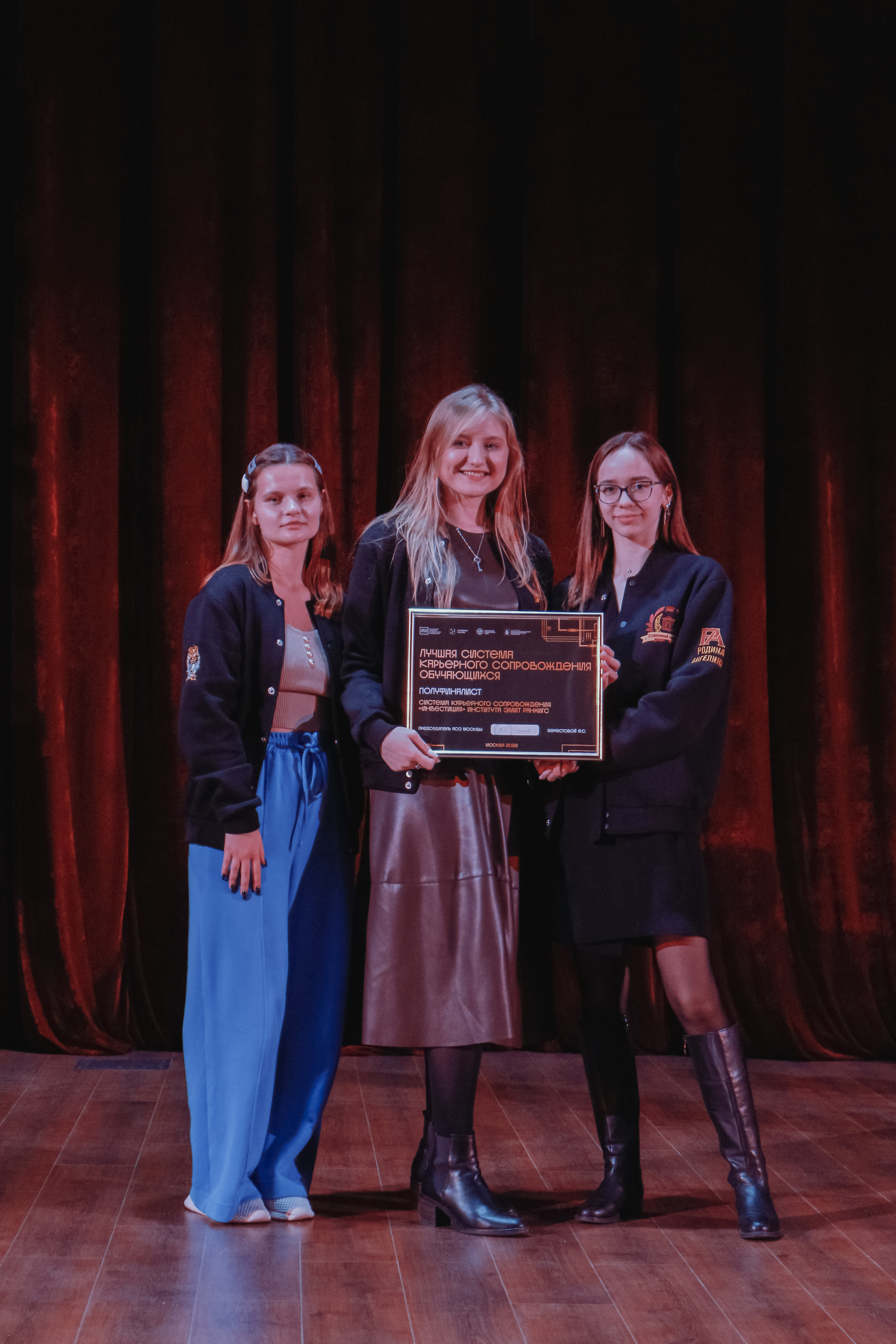 Давид Хоецян. Это больше чем фото