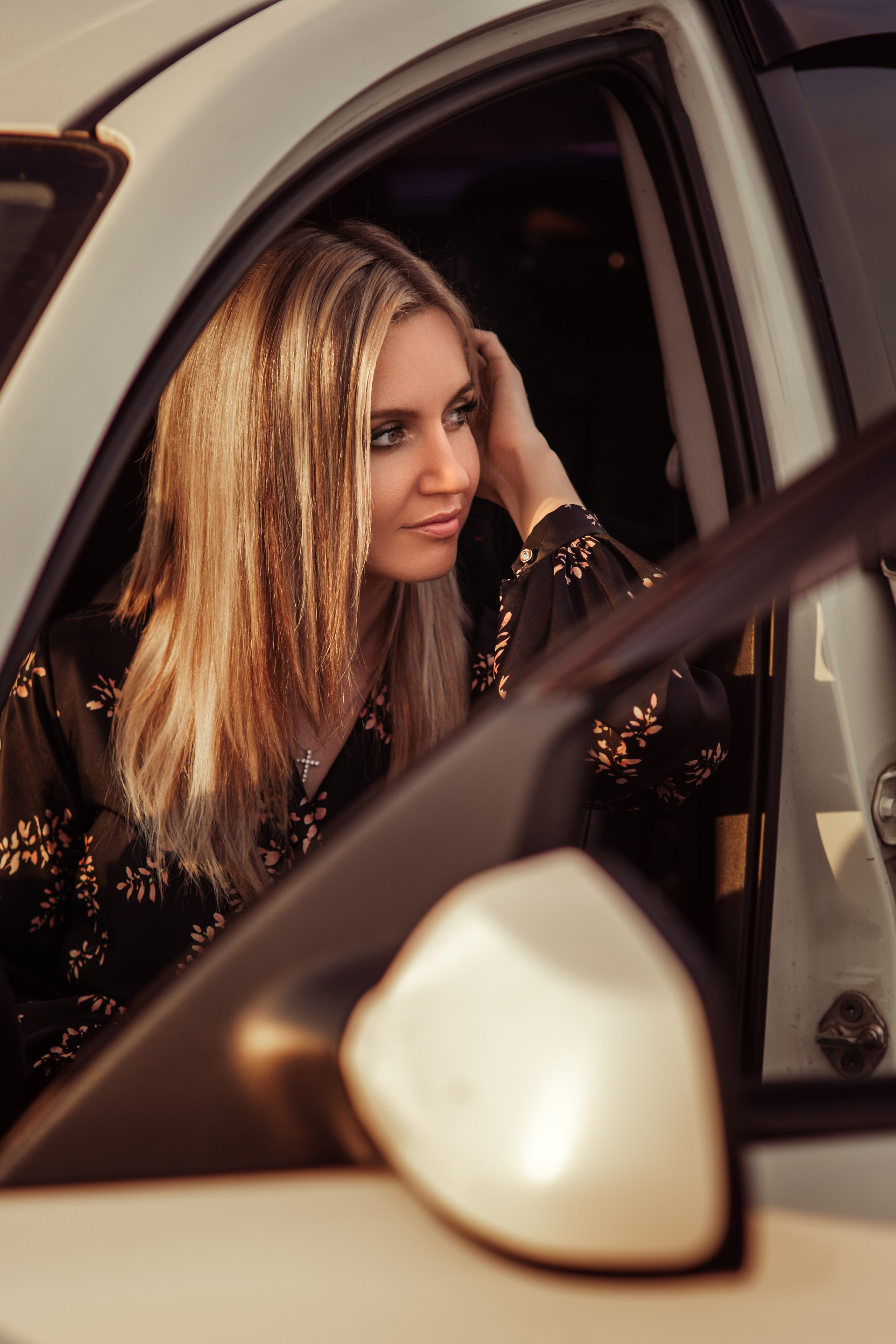 Фотосессия в машине: как создать эстетичный лайфстайл-контент. Профессиональный фотограф в Москве. Елена Шуваева