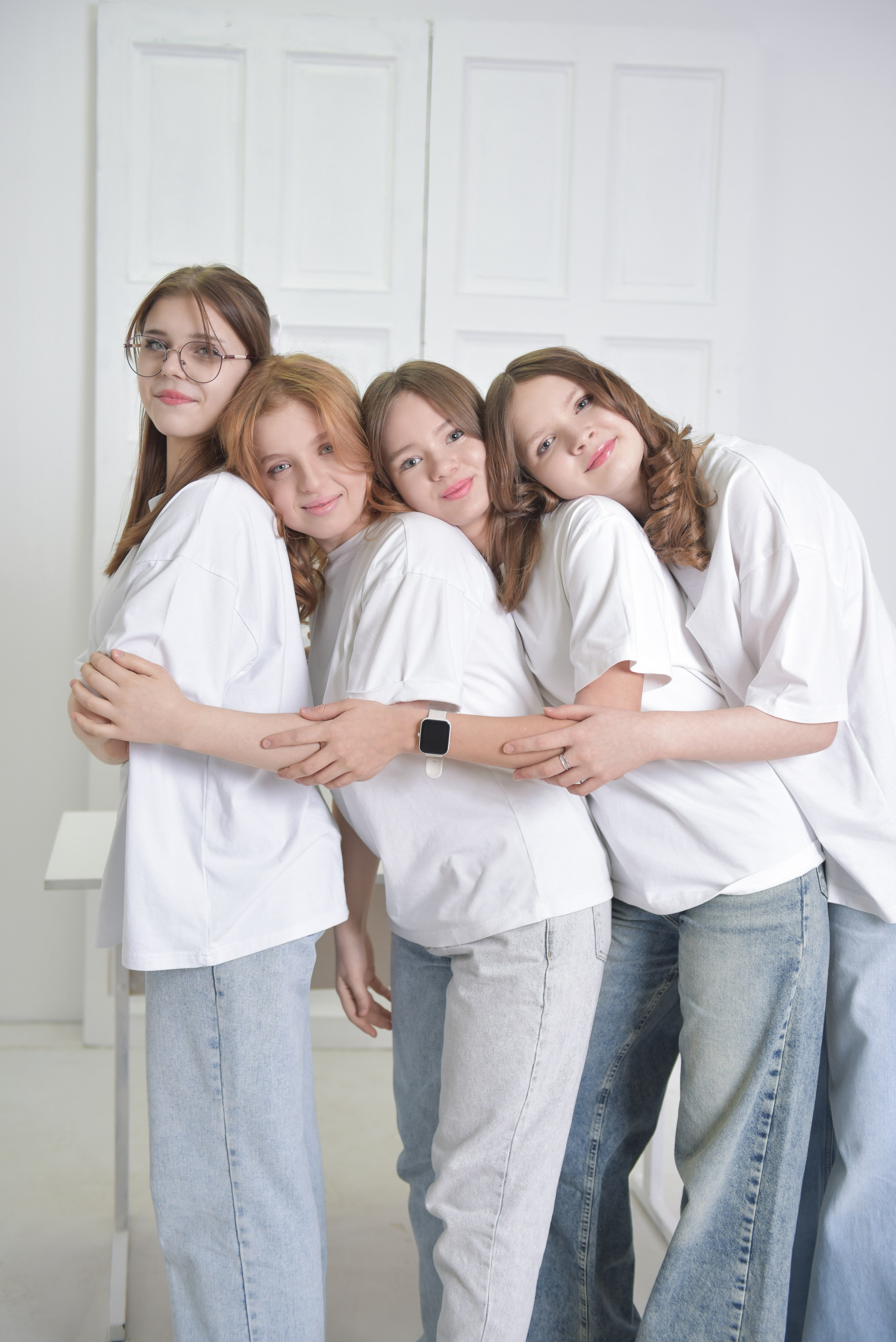 Выпускной альбом 9 и 11 класс «Гранж». Выпускные альбомы в Тюмени для школ, садов, вузов спортивных секций