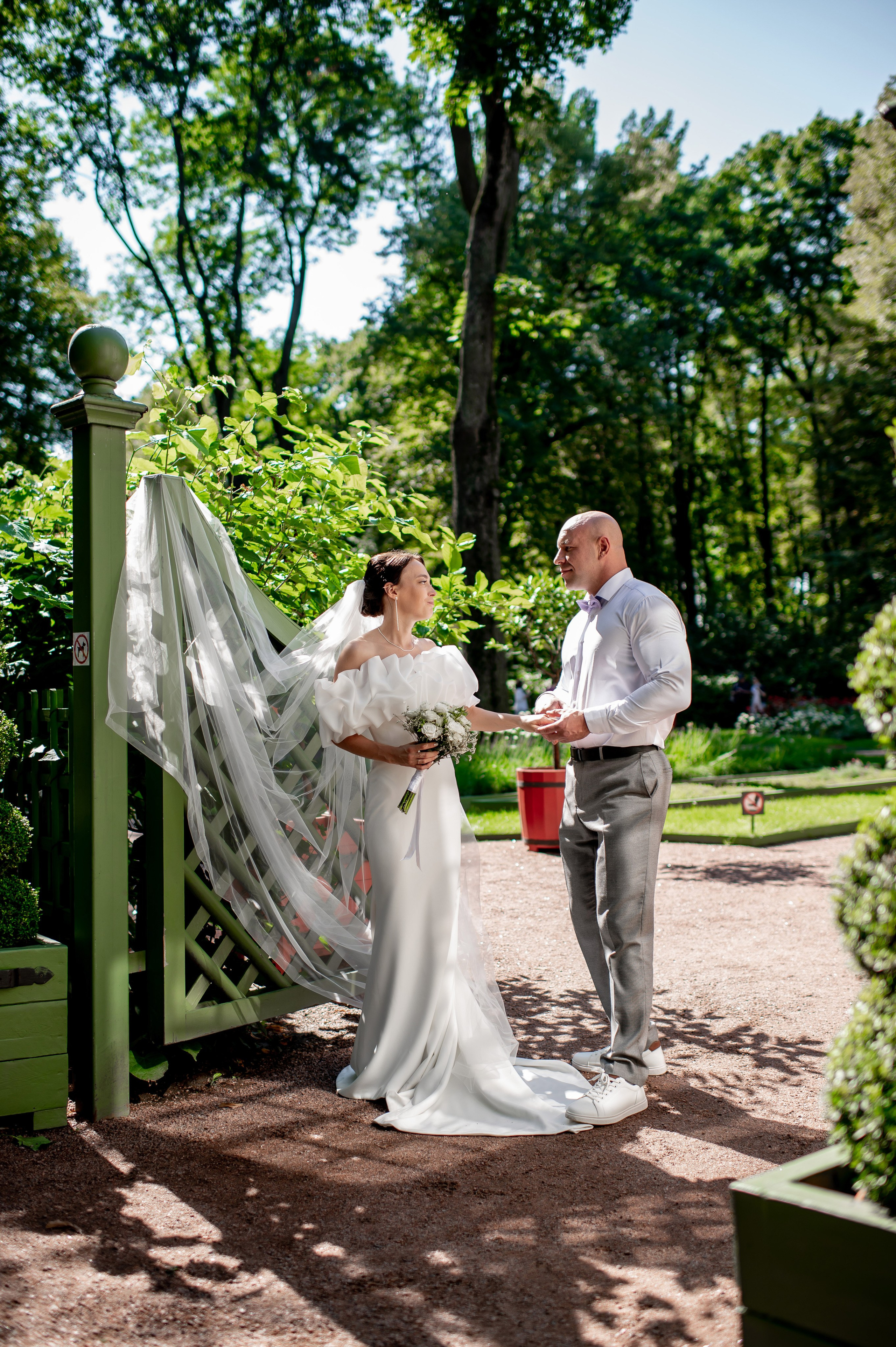 Летняя свадьба В Санкт-Петербурге и красивой выездной регистрацией Даши и Саши. Воздушная свадебная фотосессия в Петербурге. Портретный, семейный и свадебный фотограф в Санкт-Петербурге и в Пушкине Ширяев Денис