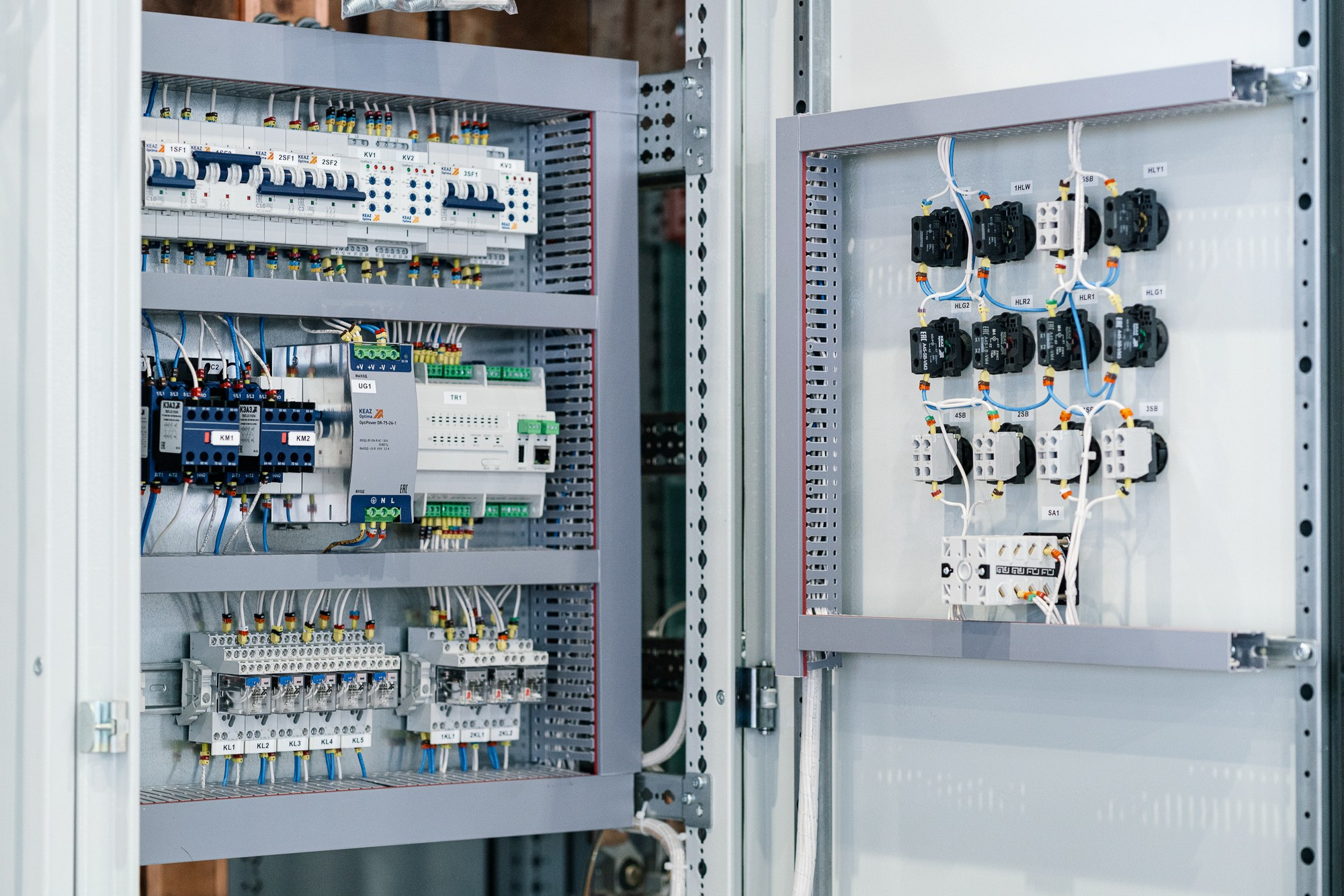 Репортажная съёмка выставки в Санкт-Петербурге: фотосъёмка стенда КЭАЗ. Деловой портрет и бизнес фотография в Санкт-Петербурге