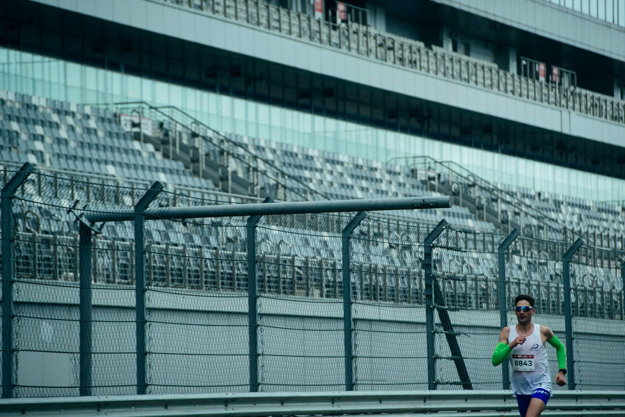 Съемка забега и марафона на RAY Сириус Автодром 2025. Фотограф Михаил Мордасов, Сочи. Мероприятия, портреты, спорт, репортаж