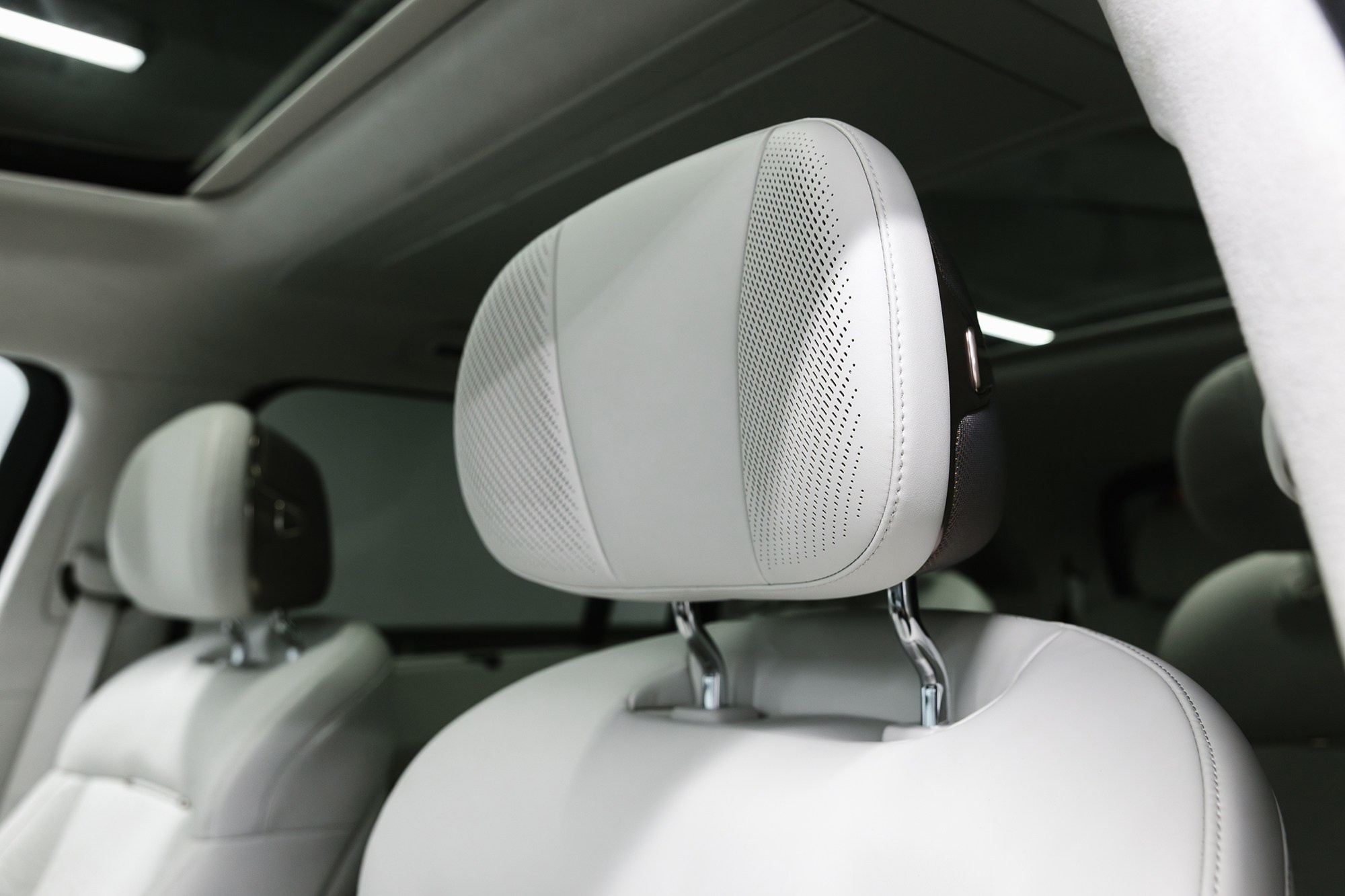 Lynk & Co 900 Ultra 2,0hyb 4WD AT (734 л. с.), 2025 г, 2,0 л бензин. Автосалон «Х-Авто»