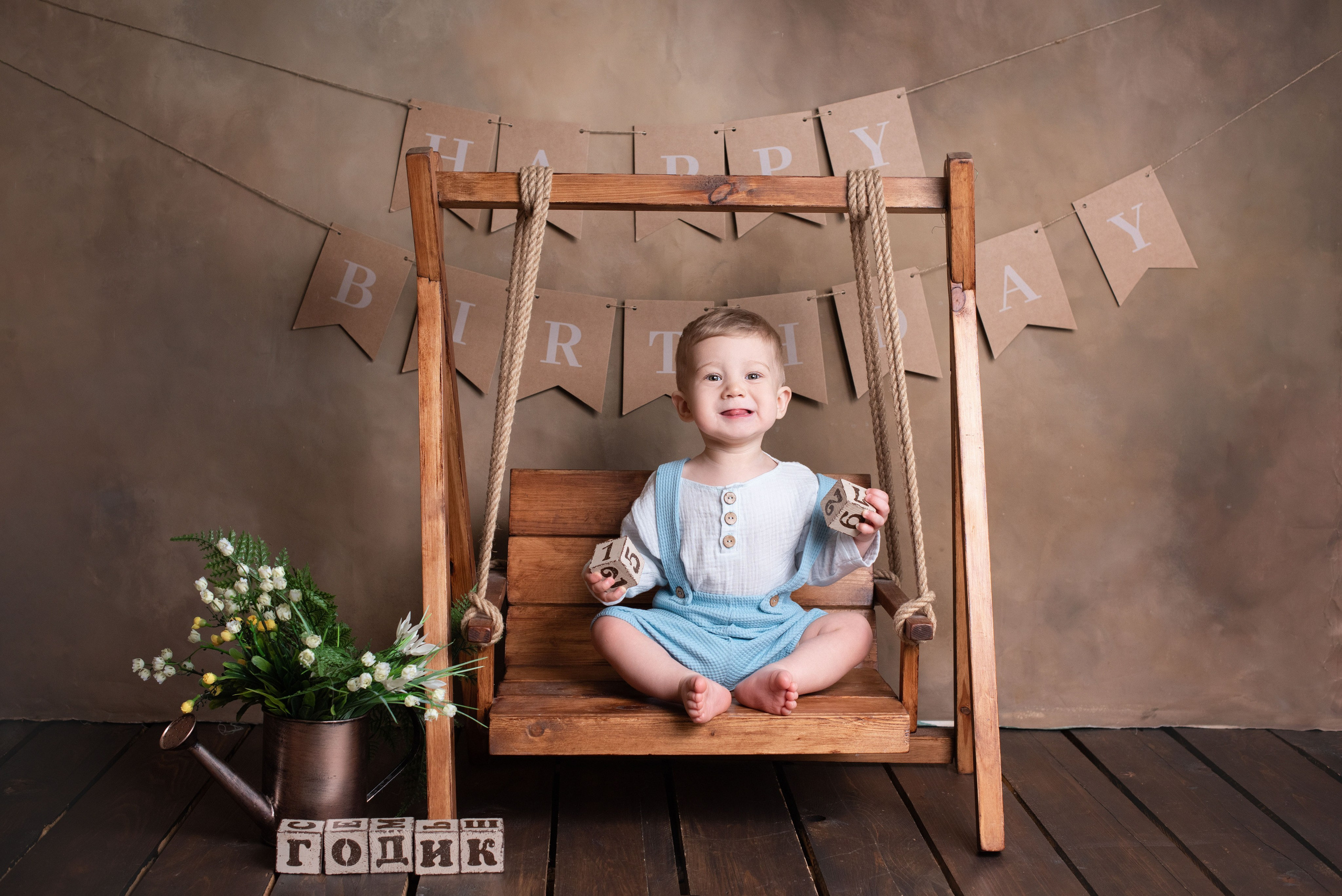 Доп. фотозоны на годики с шарами. Фотограф Новорожденных во Владивостоке Ольга Галаницкая